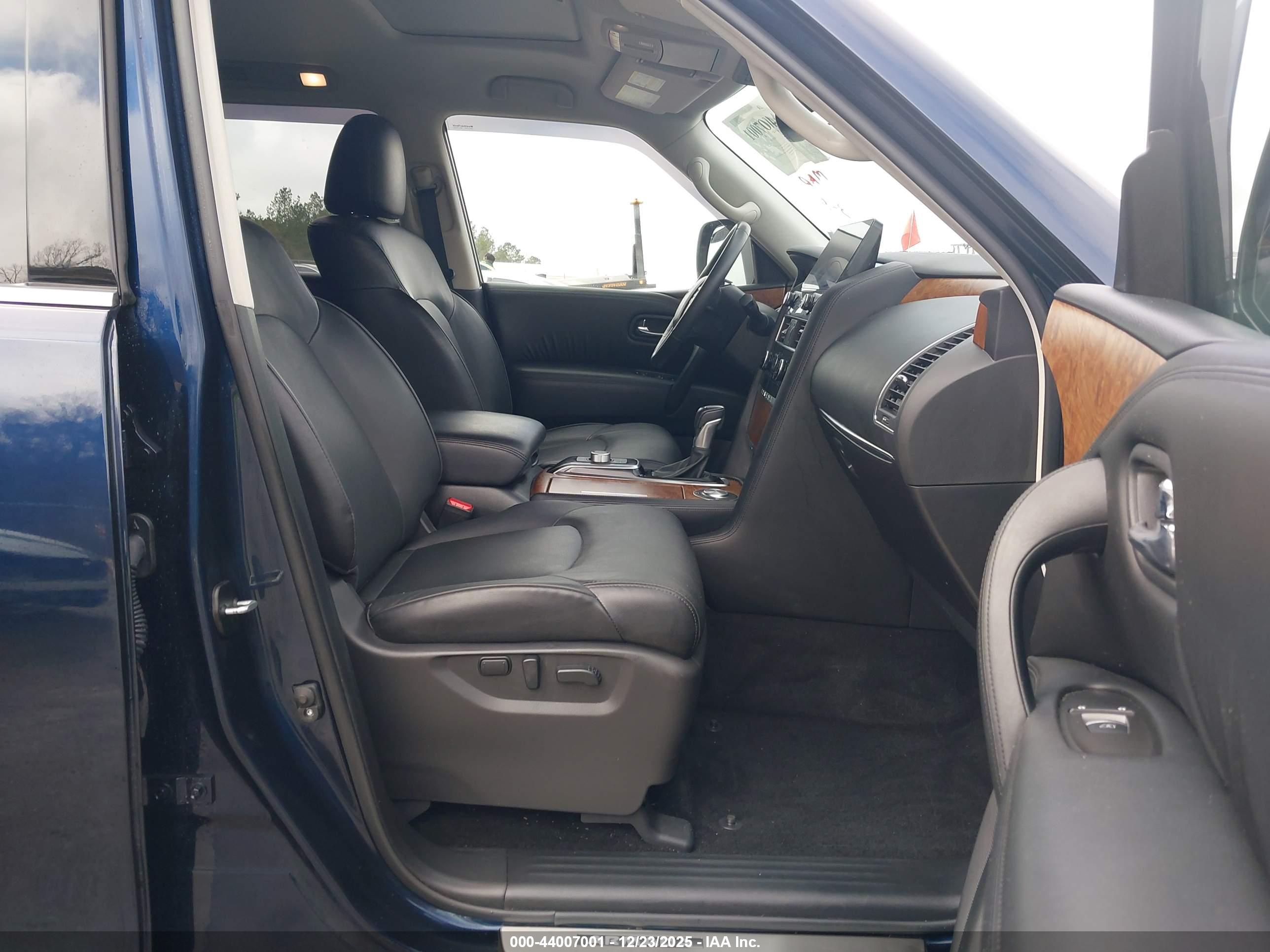 NISSAN ARMADA image 5