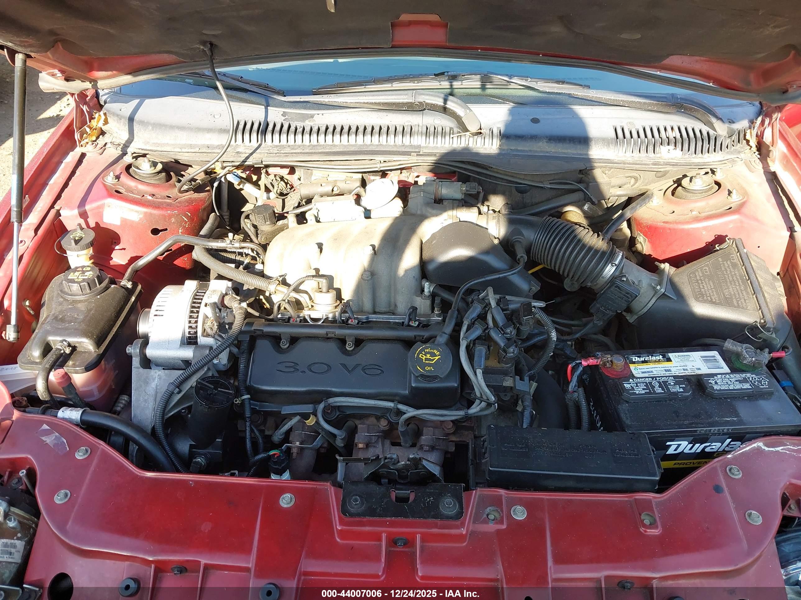 FORD TAURUS image 10