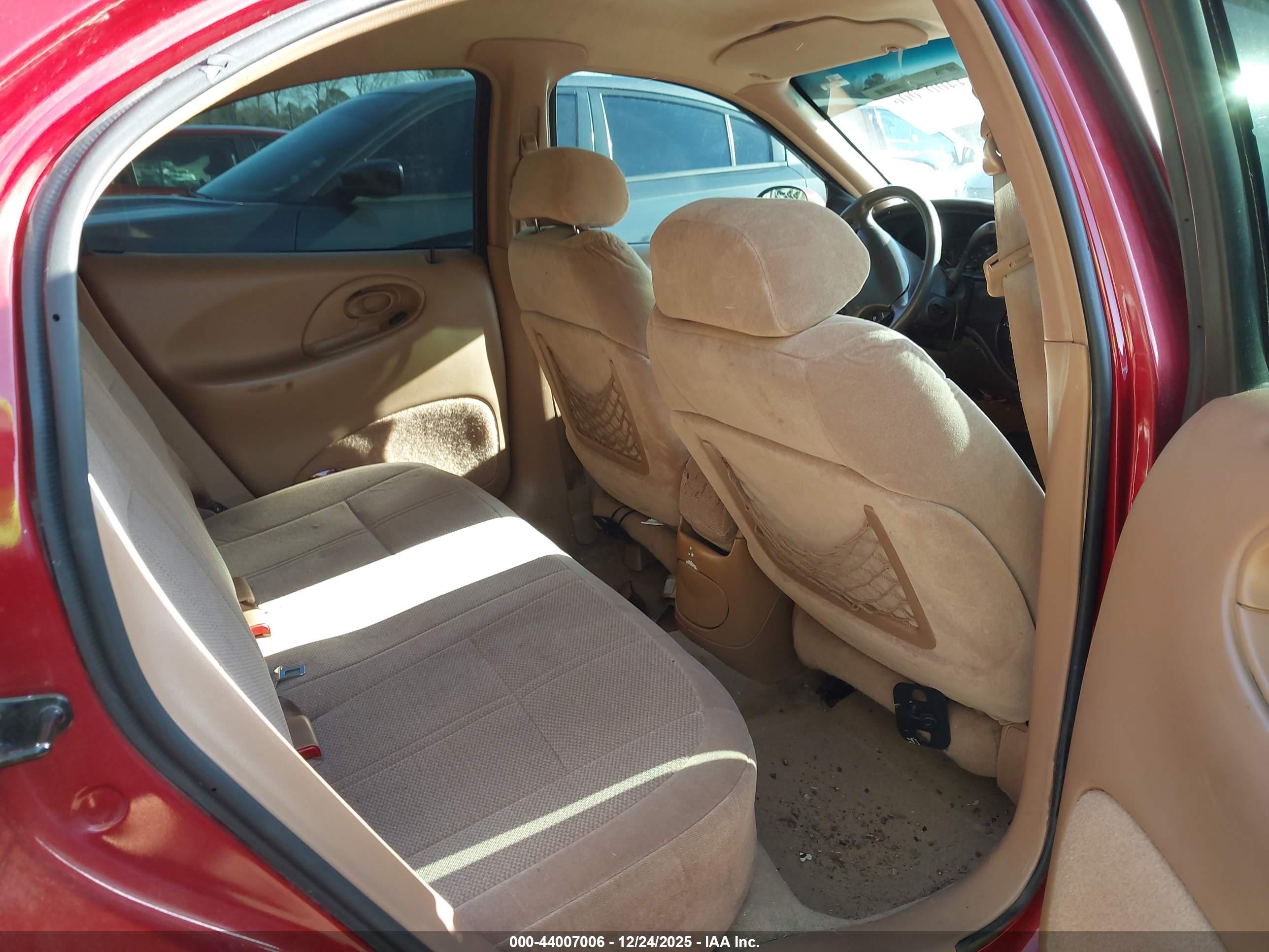 FORD TAURUS image 8