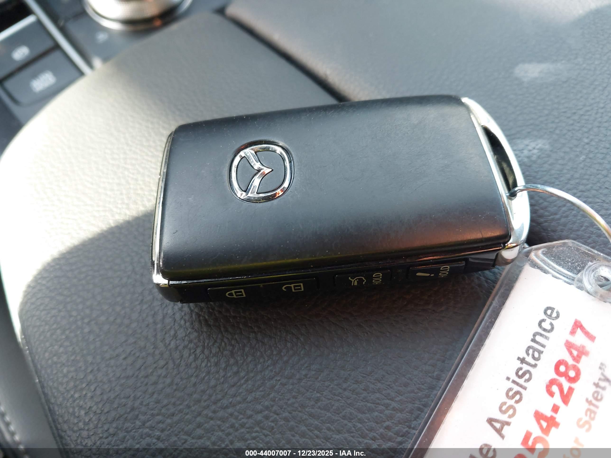 MAZDA CX-50 image 11