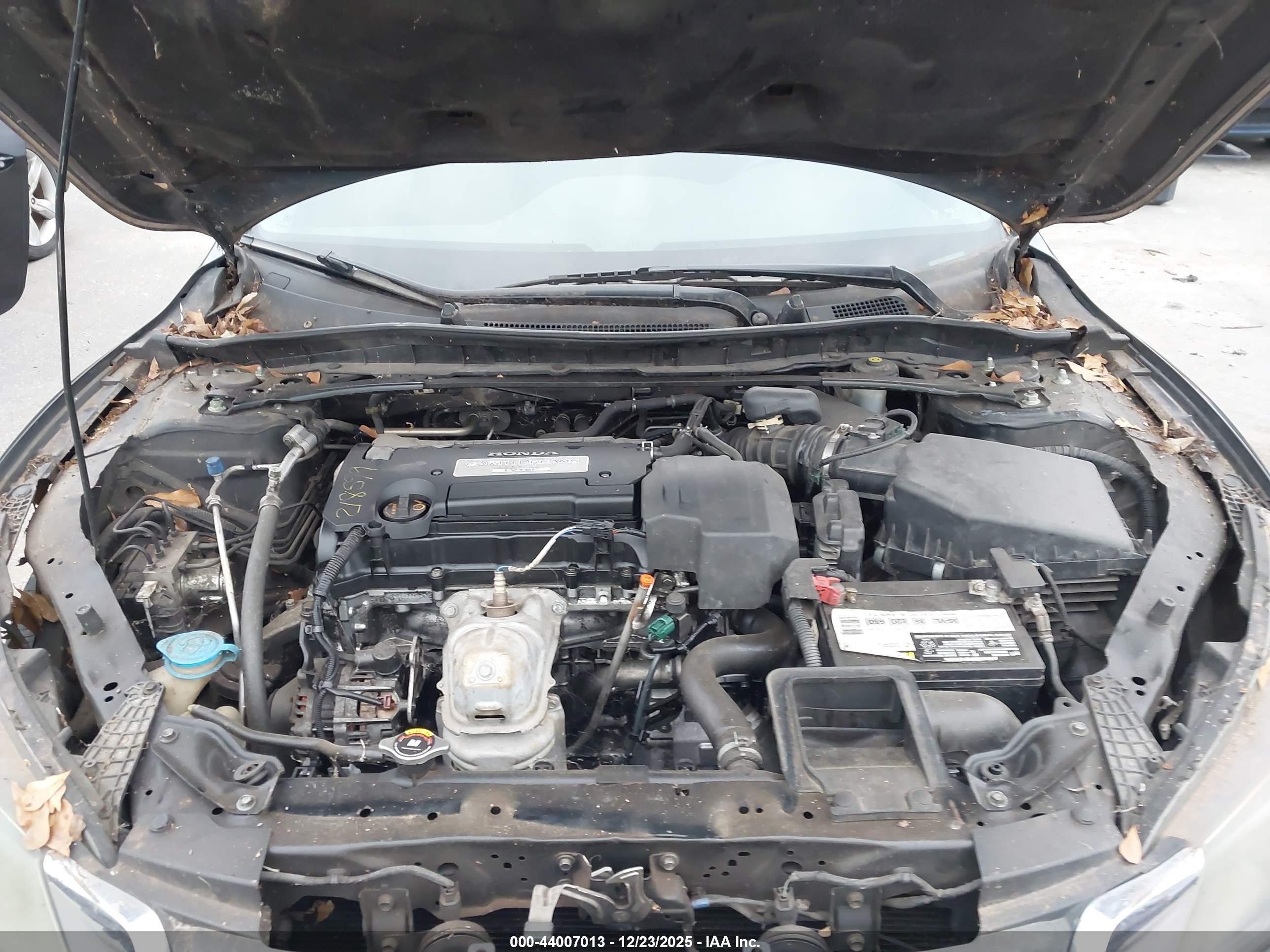 HONDA ACCORD image 10