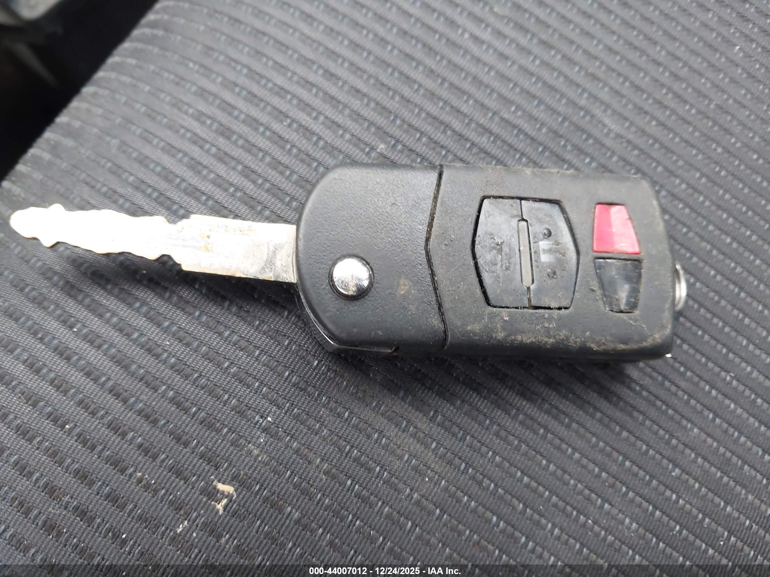 MAZDA MAZDA3 image 11