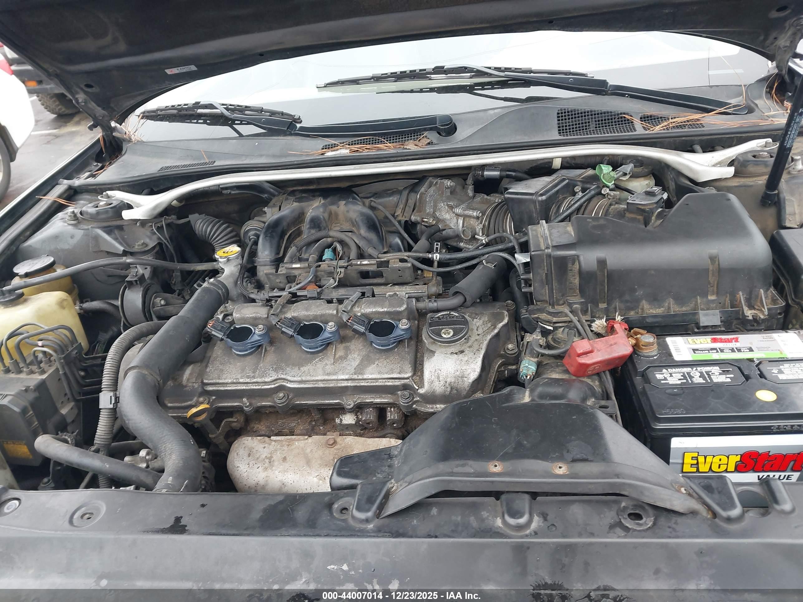 LEXUS ES image 10
