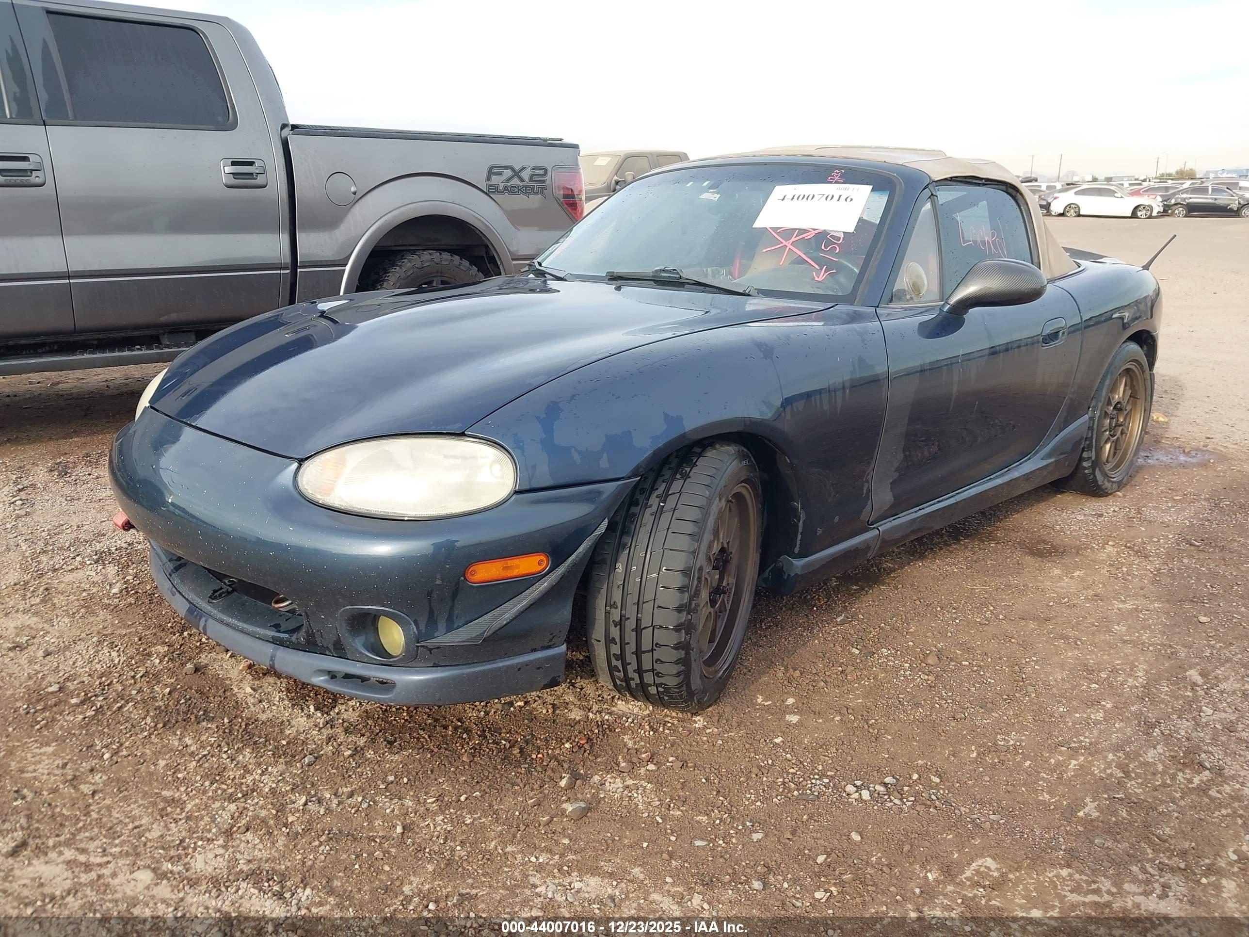 MAZDA MX-5 image 2