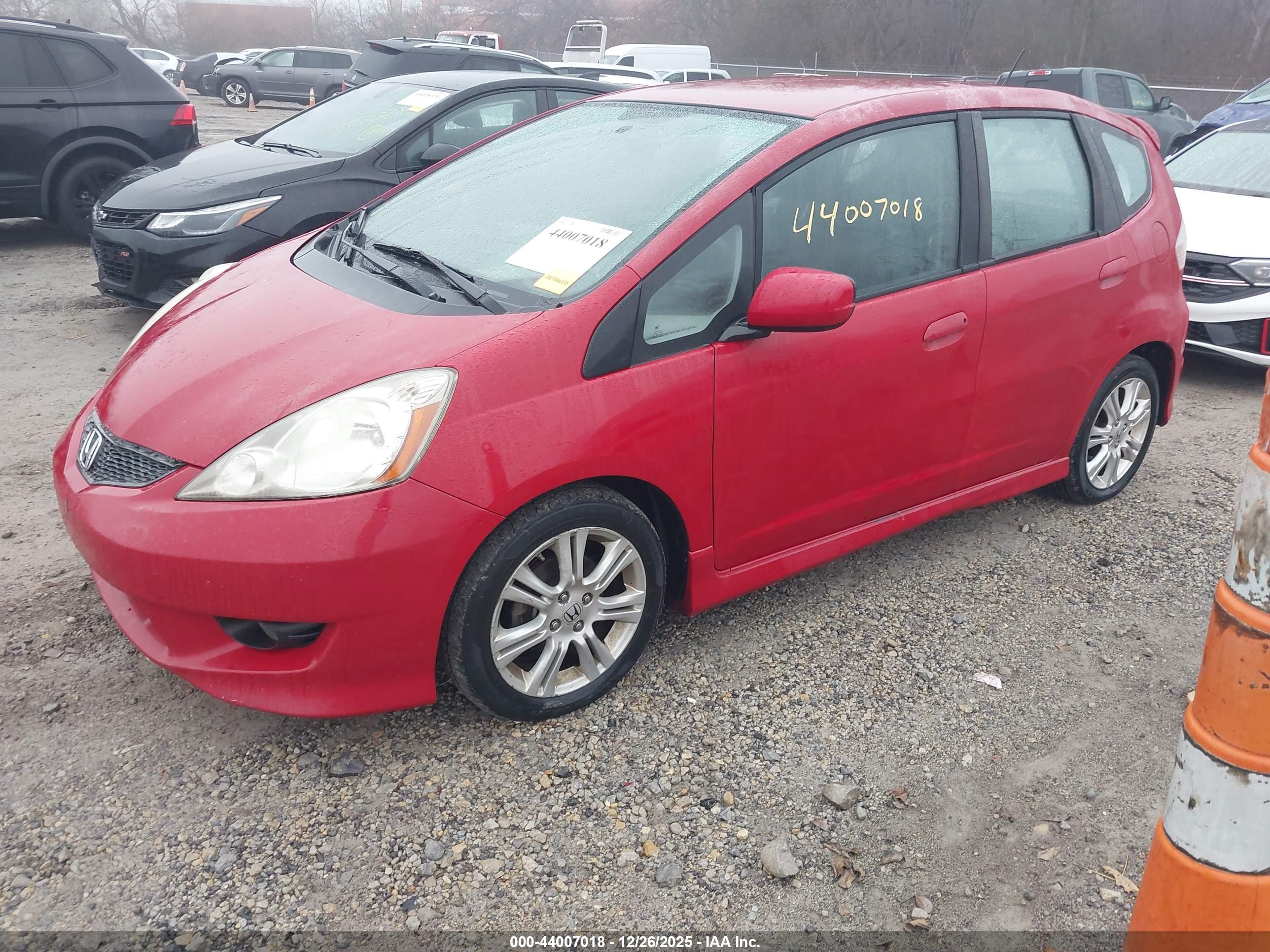 HONDA FIT image 2