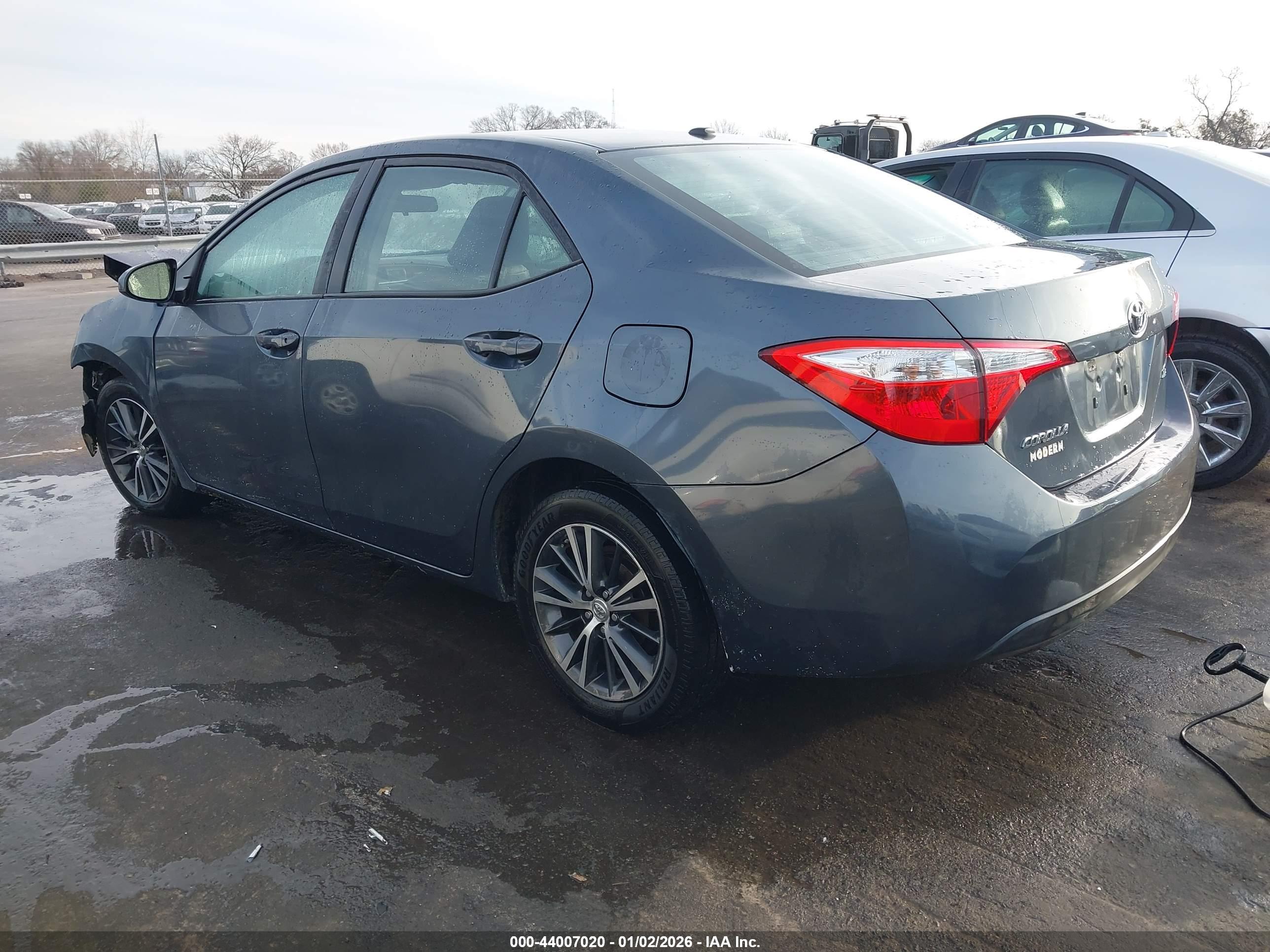 TOYOTA COROLLA image 3