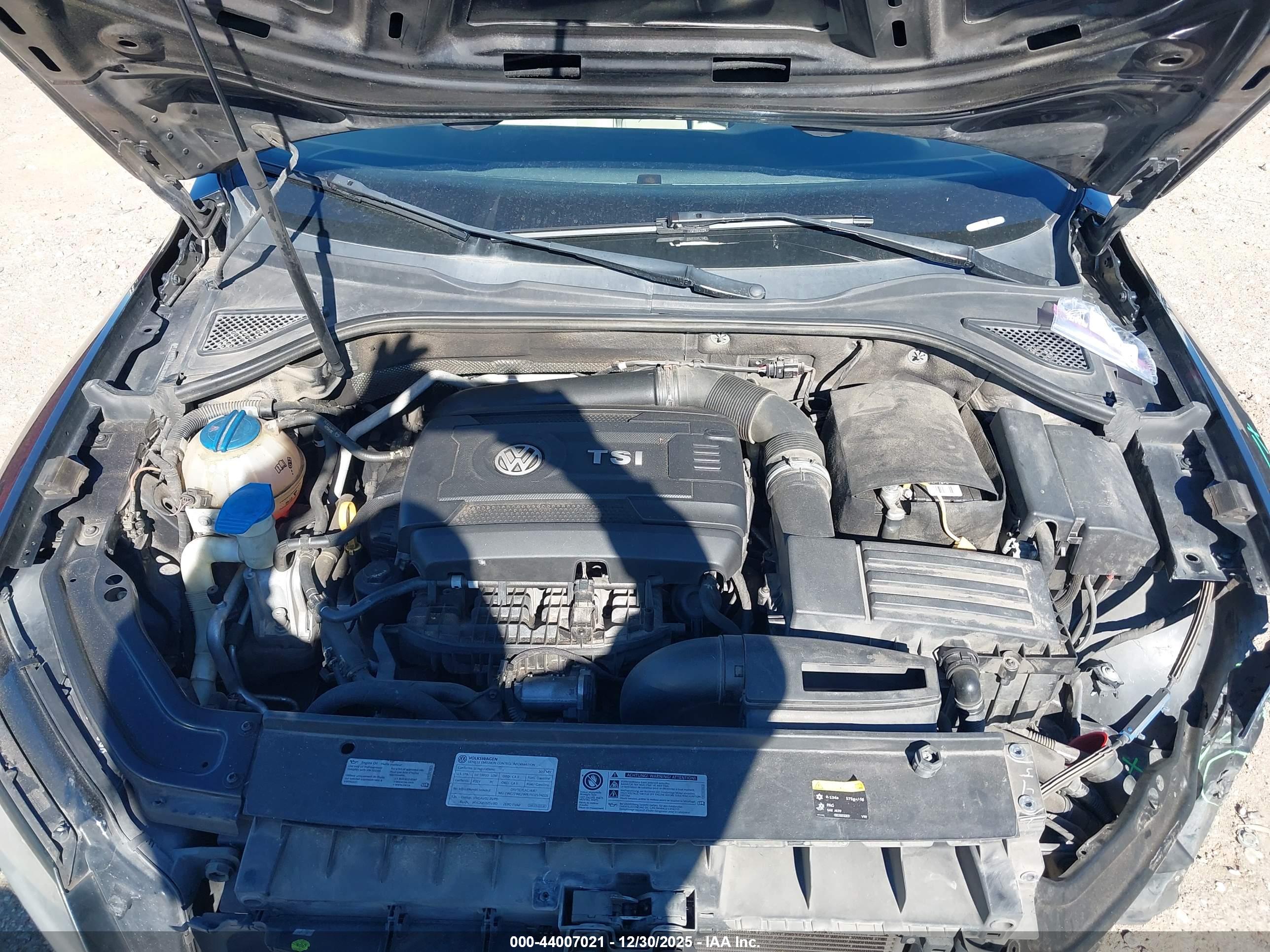 VOLKSWAGEN PASSAT image 10