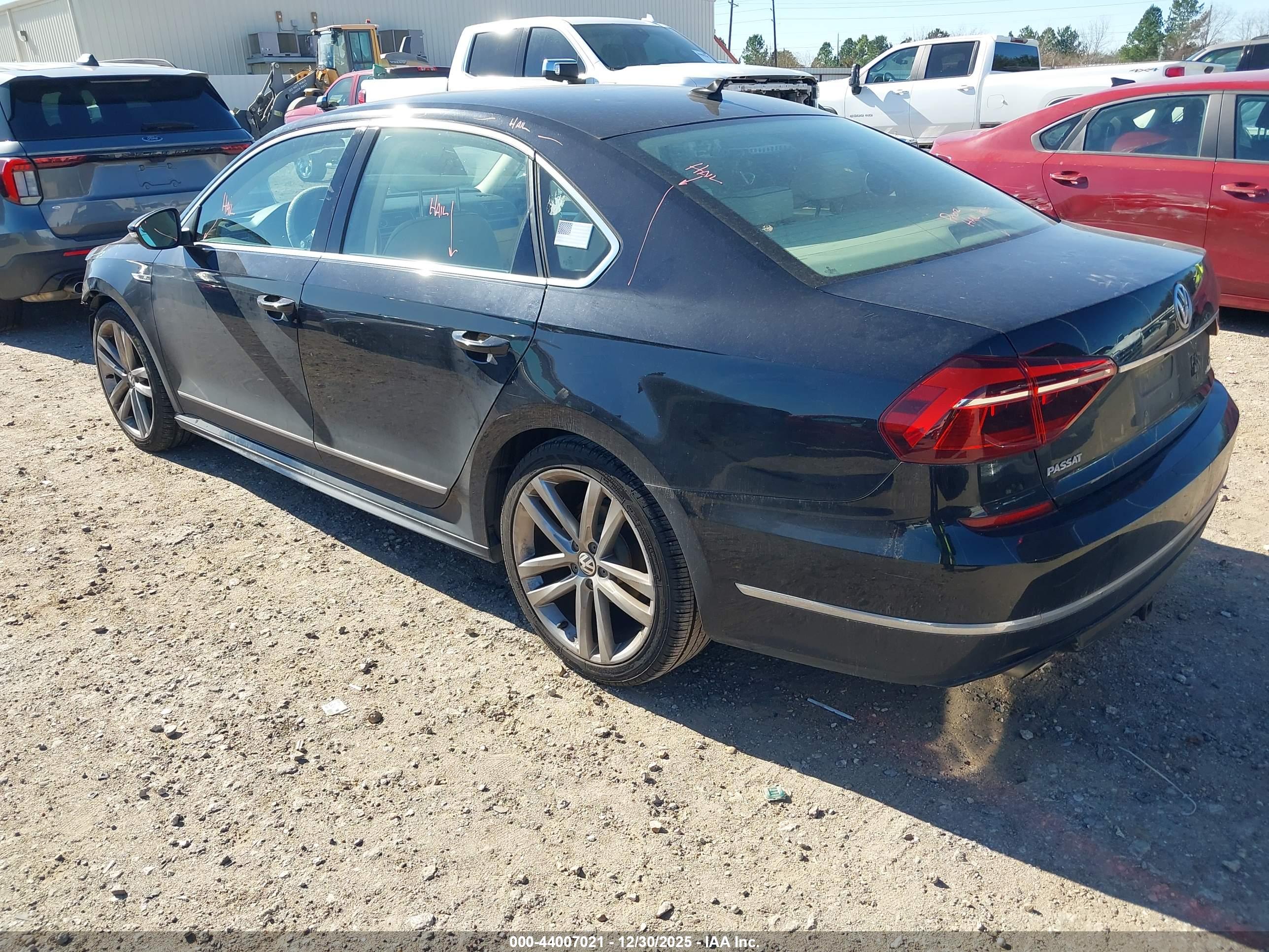 VOLKSWAGEN PASSAT image 3