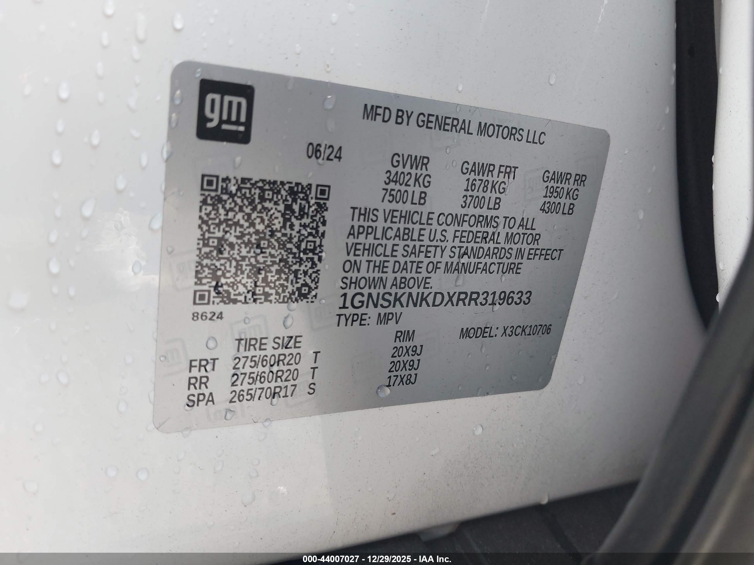 CHEVROLET TAHOE image 9