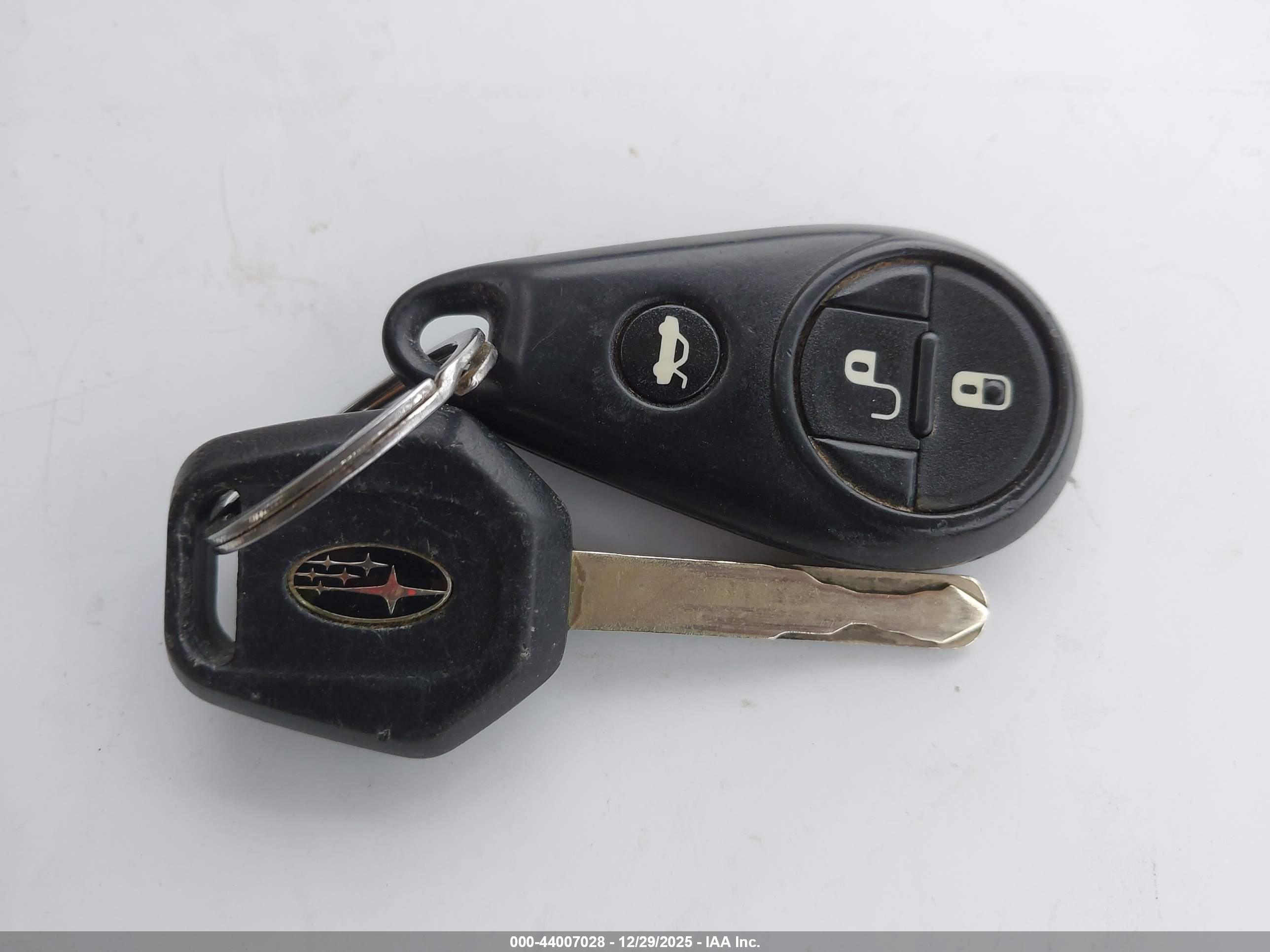SUBARU FORESTER image 11