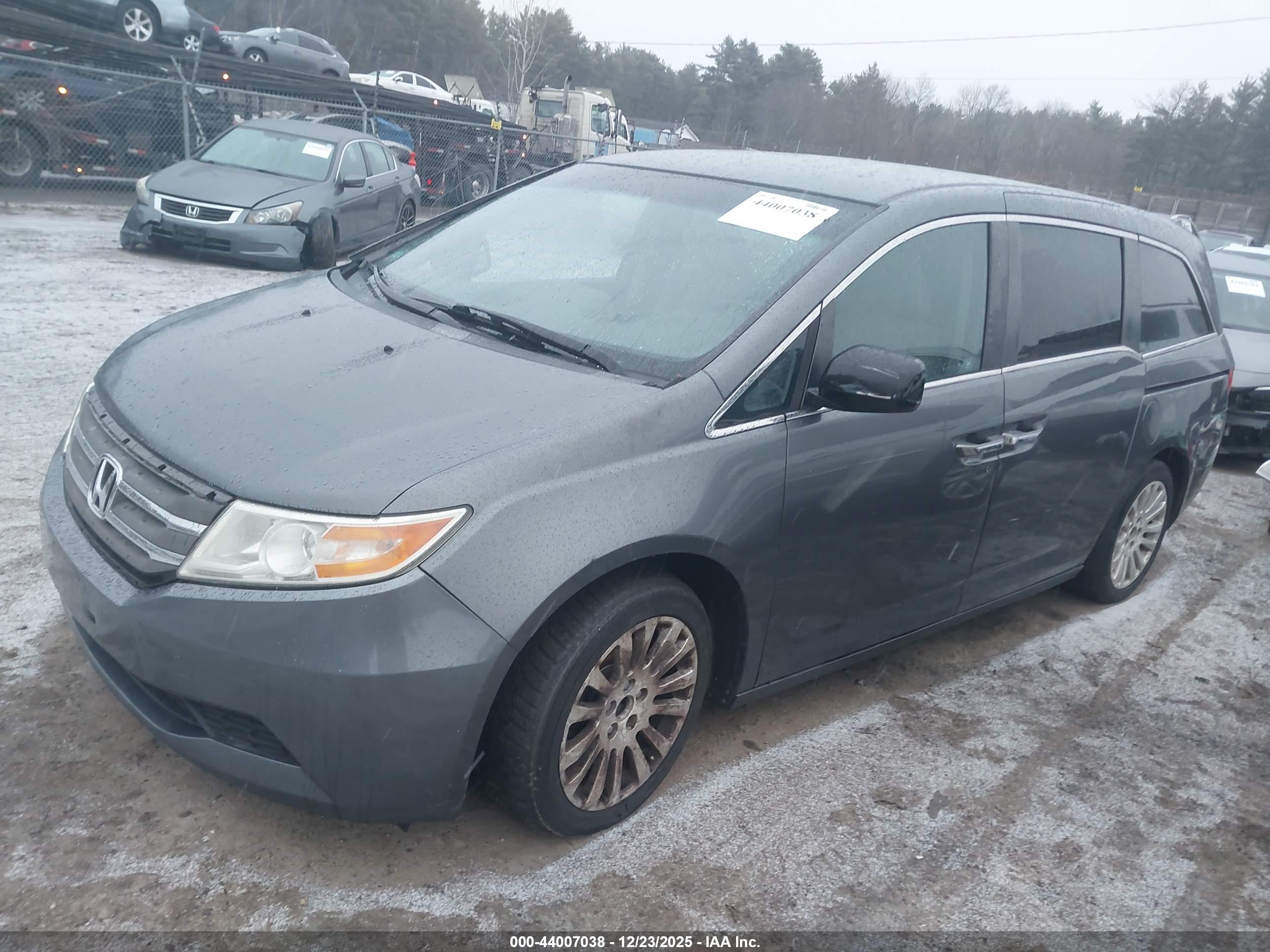 HONDA ODYSSEY image 2
