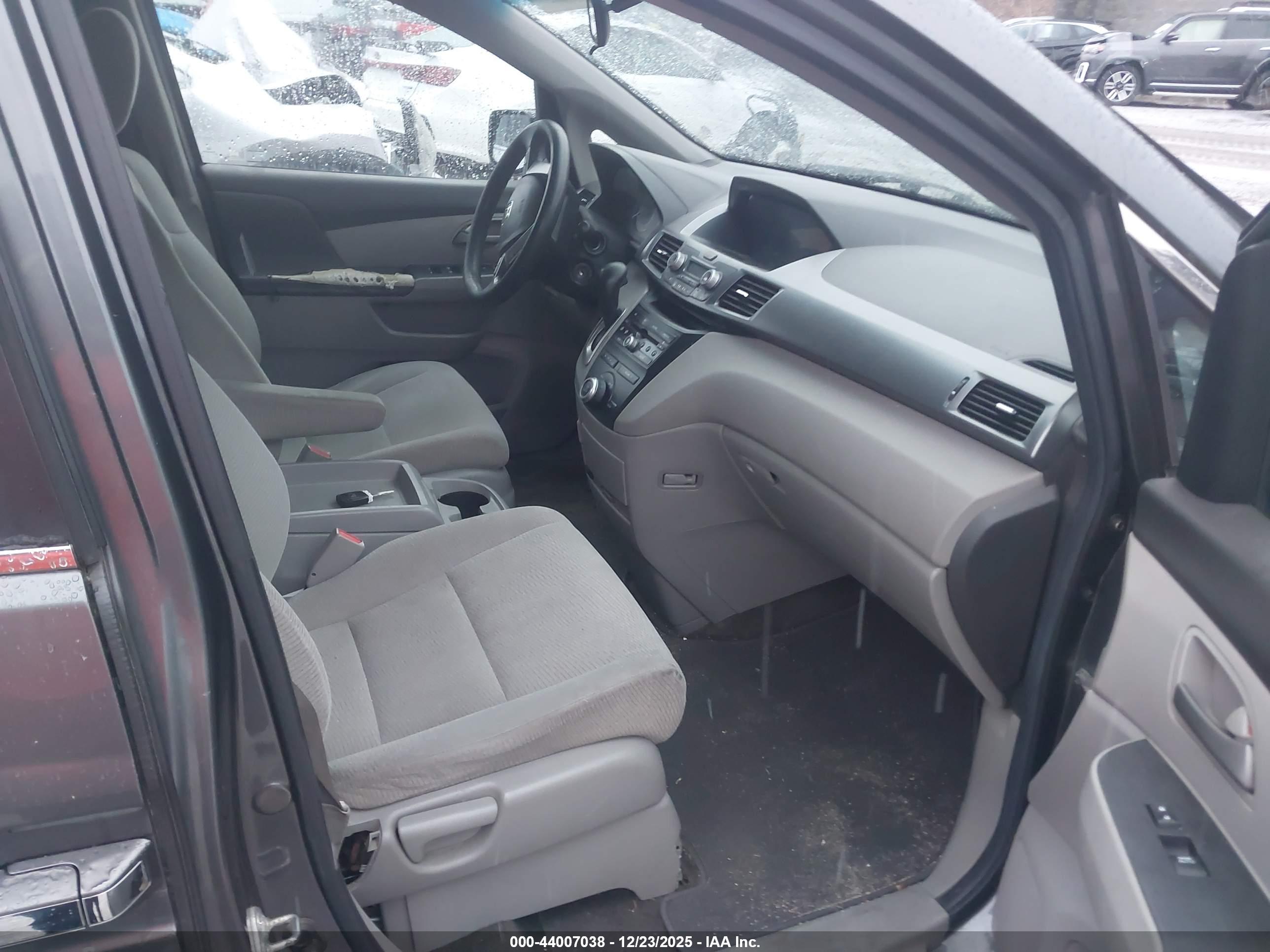 HONDA ODYSSEY image 5