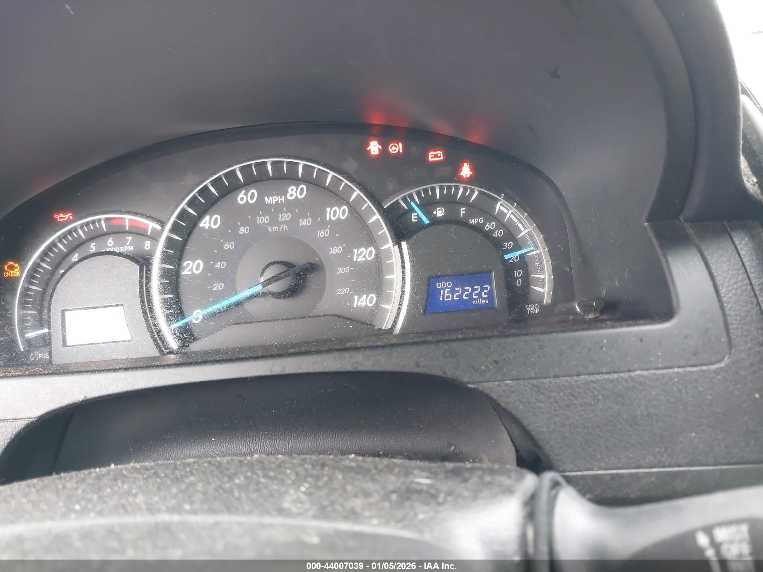 TOYOTA CAMRY image 7