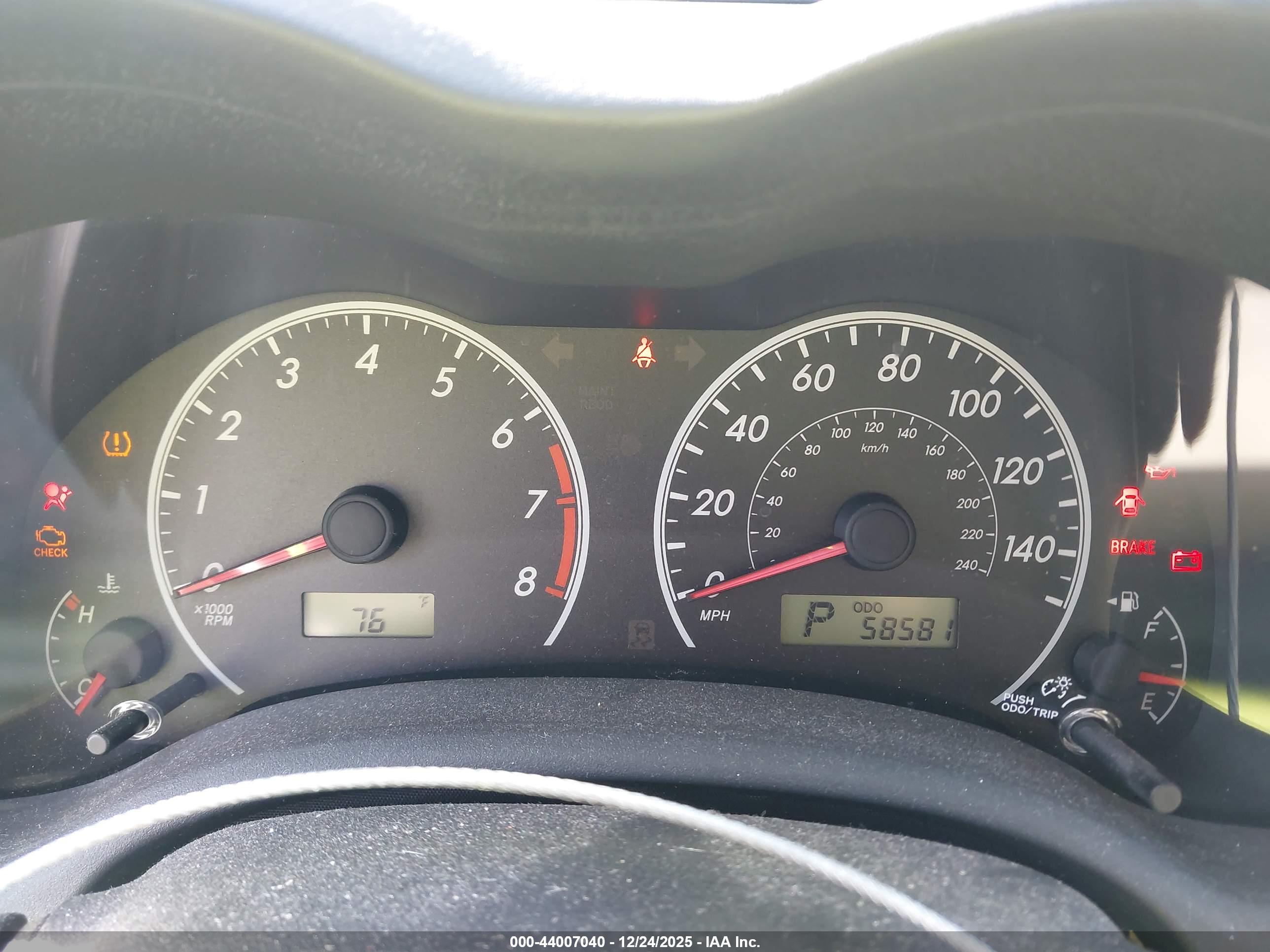 TOYOTA COROLLA image 7