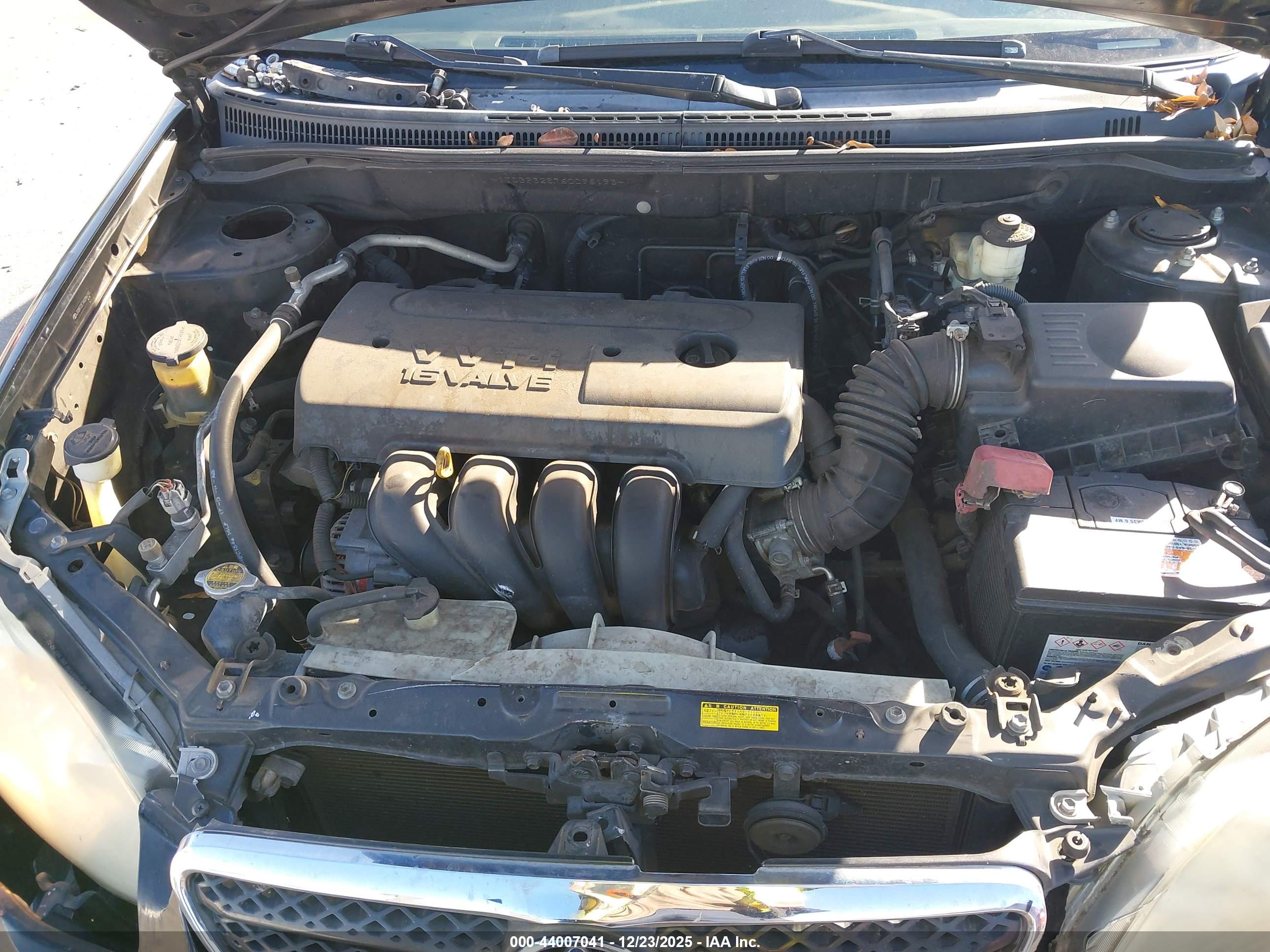 TOYOTA COROLLA image 10