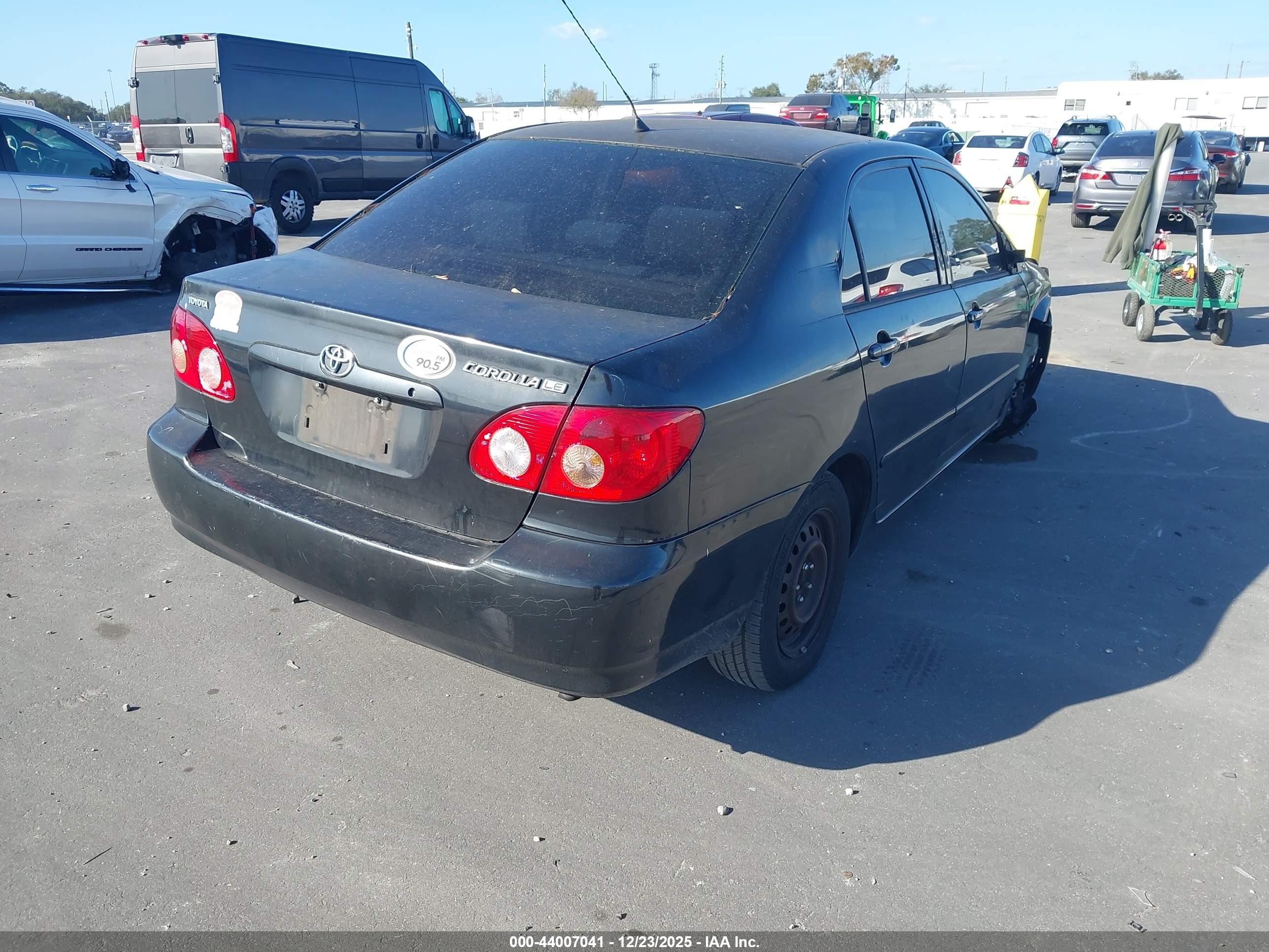TOYOTA COROLLA image 4
