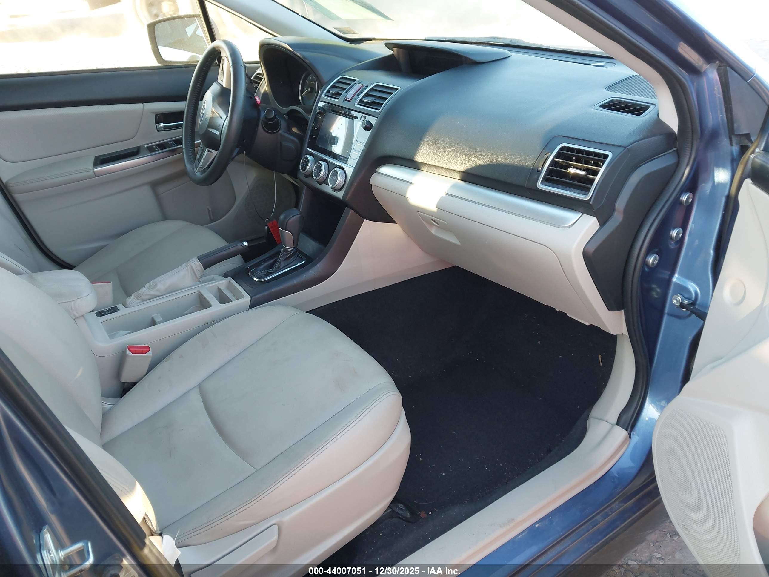 SUBARU XV image 5