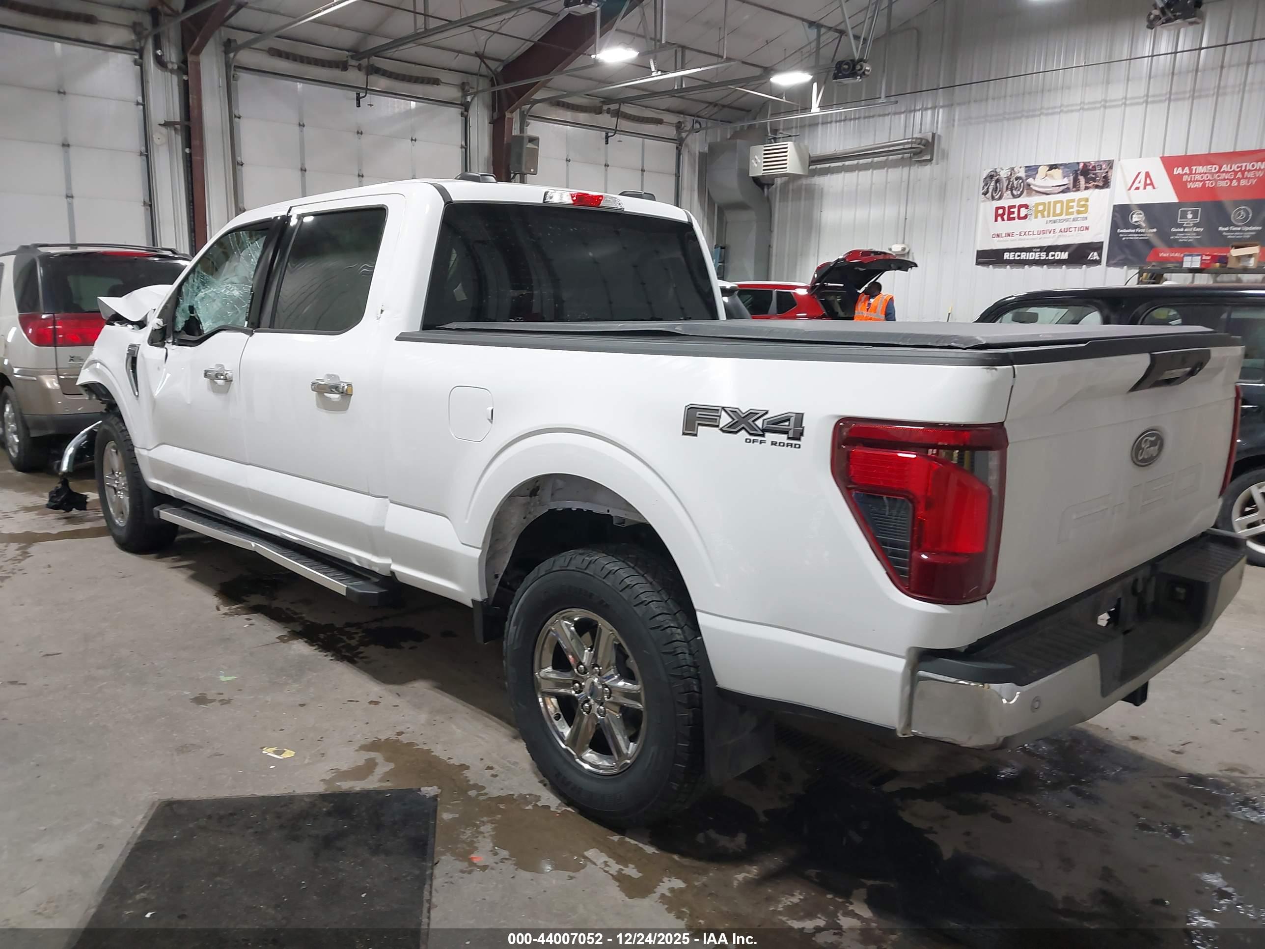 FORD F-150 image 3