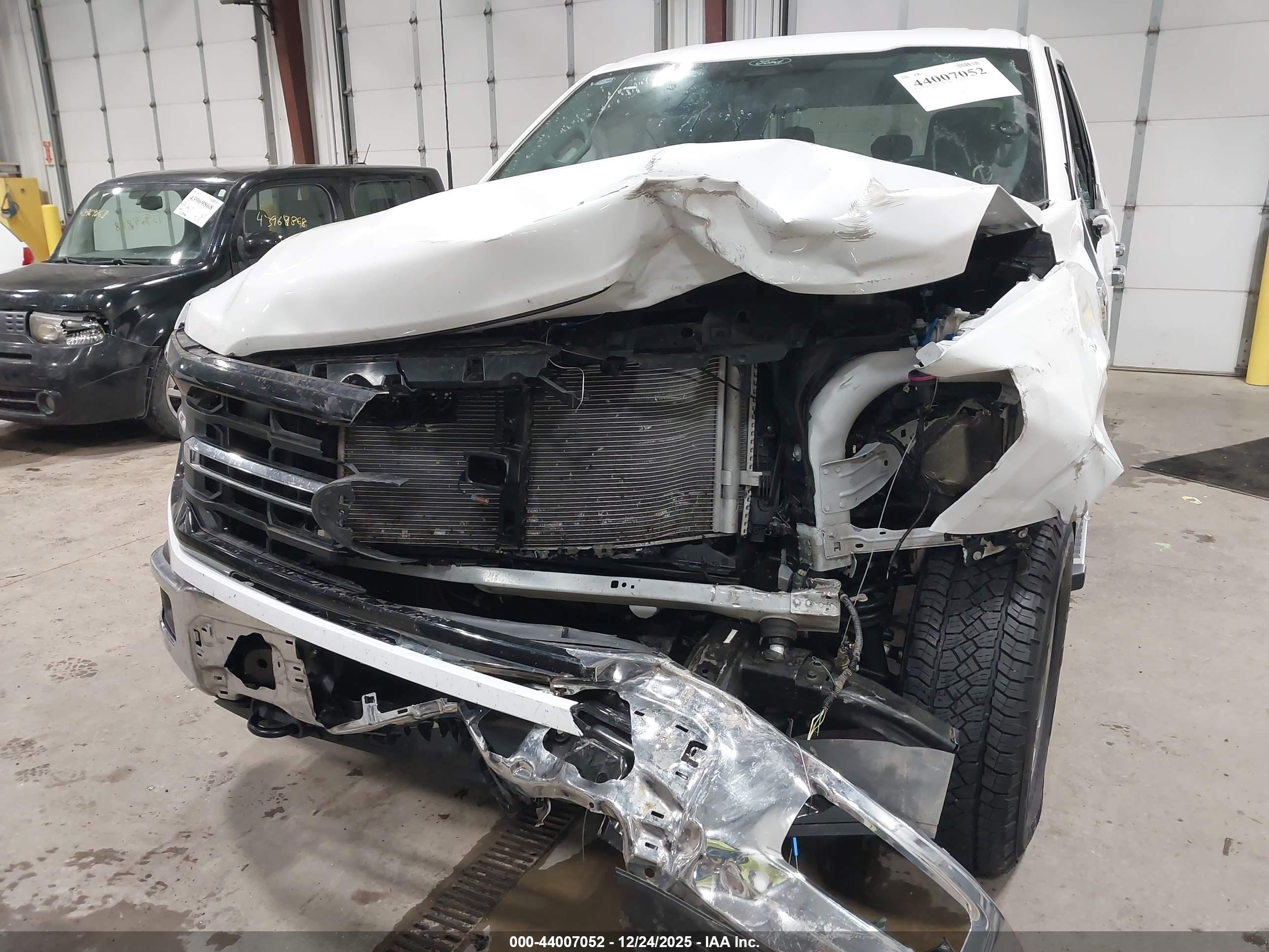 FORD F-150 image 6