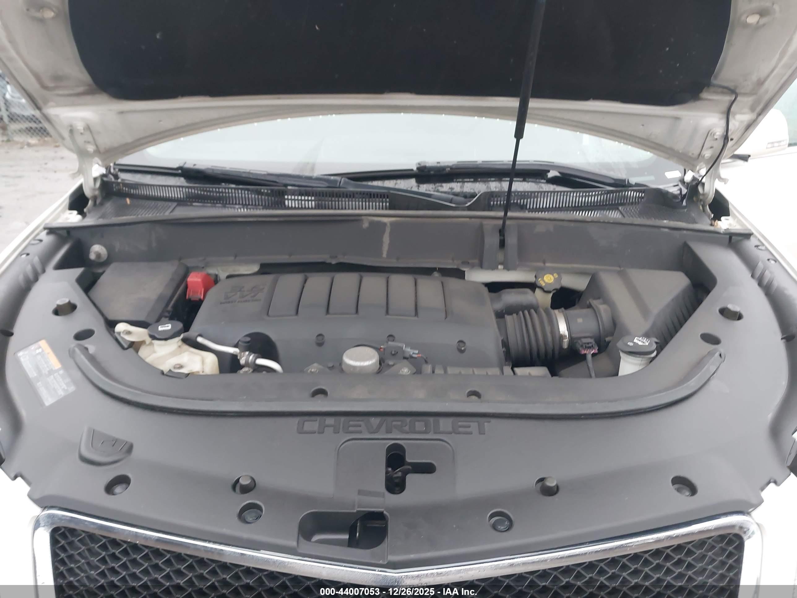 CHEVROLET TRAVERSE image 10
