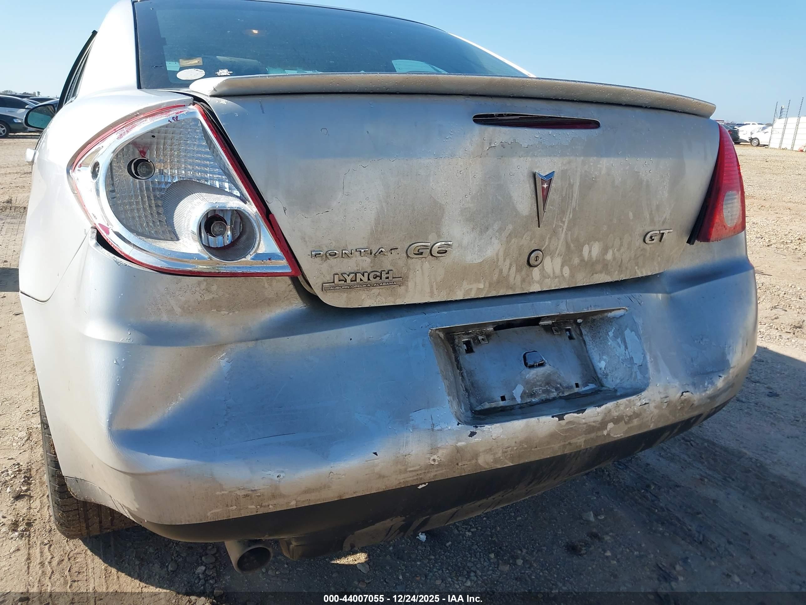PONTIAC G6 image 6