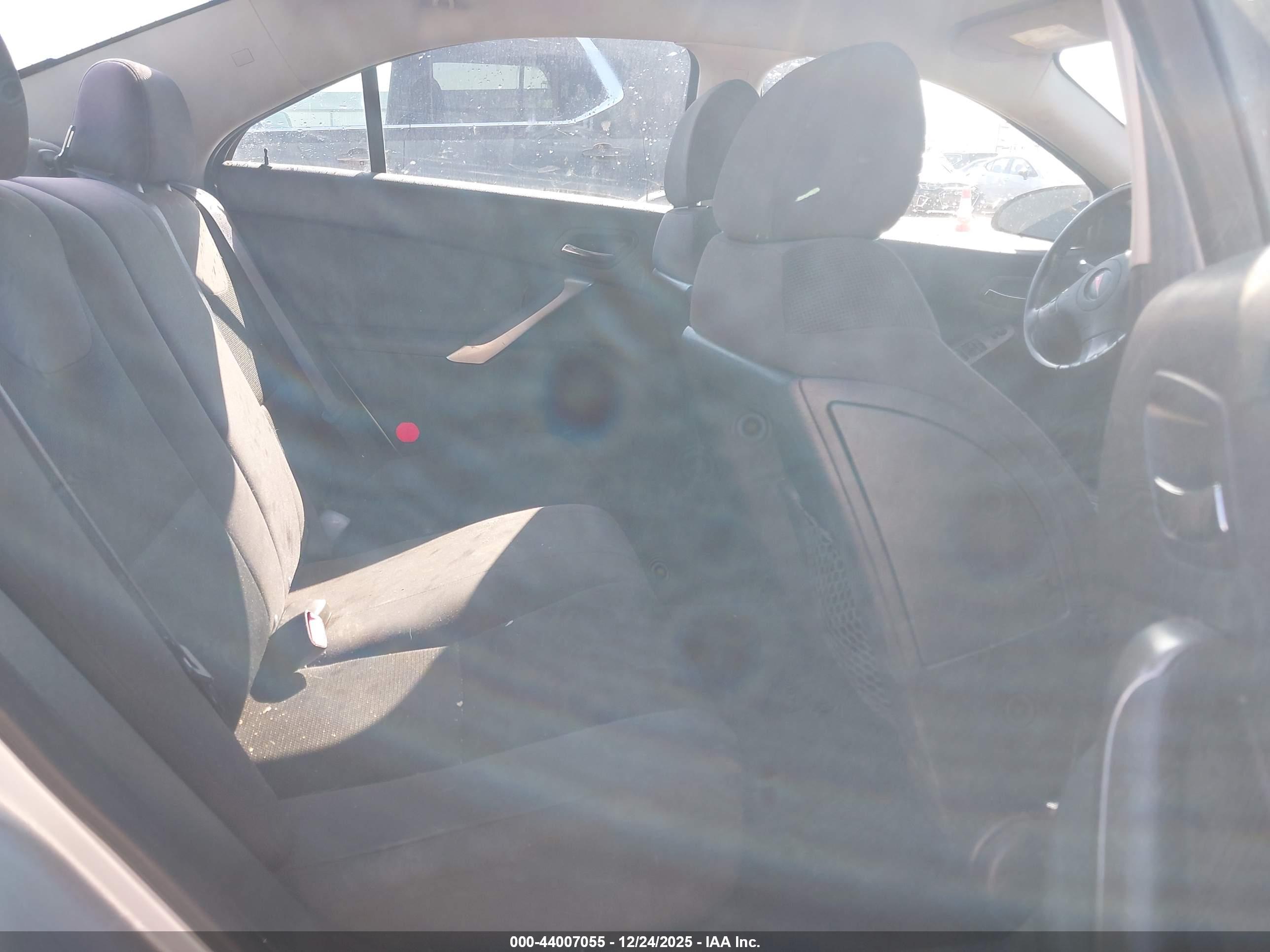 PONTIAC G6 image 8