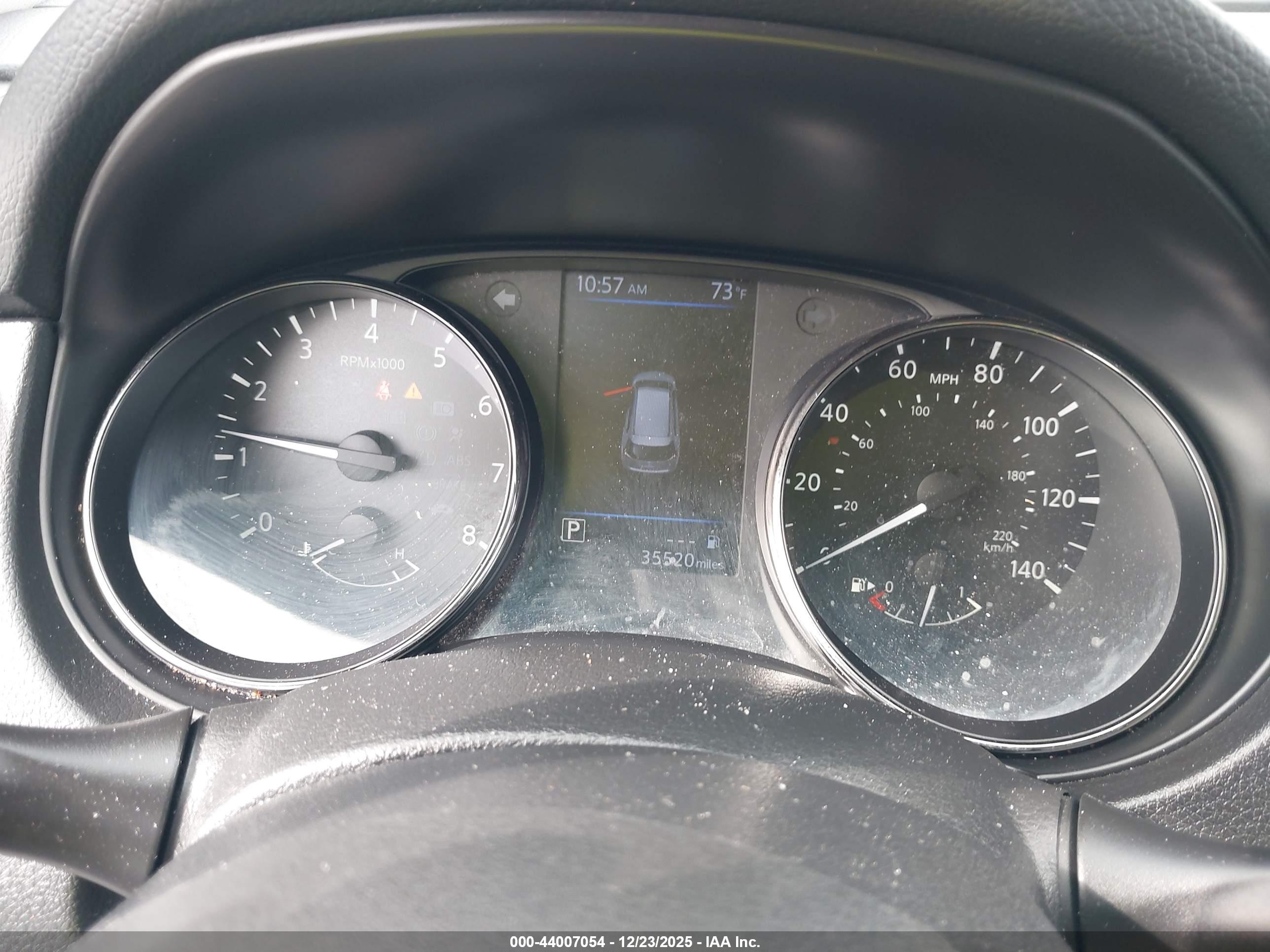 NISSAN ROGUE image 7