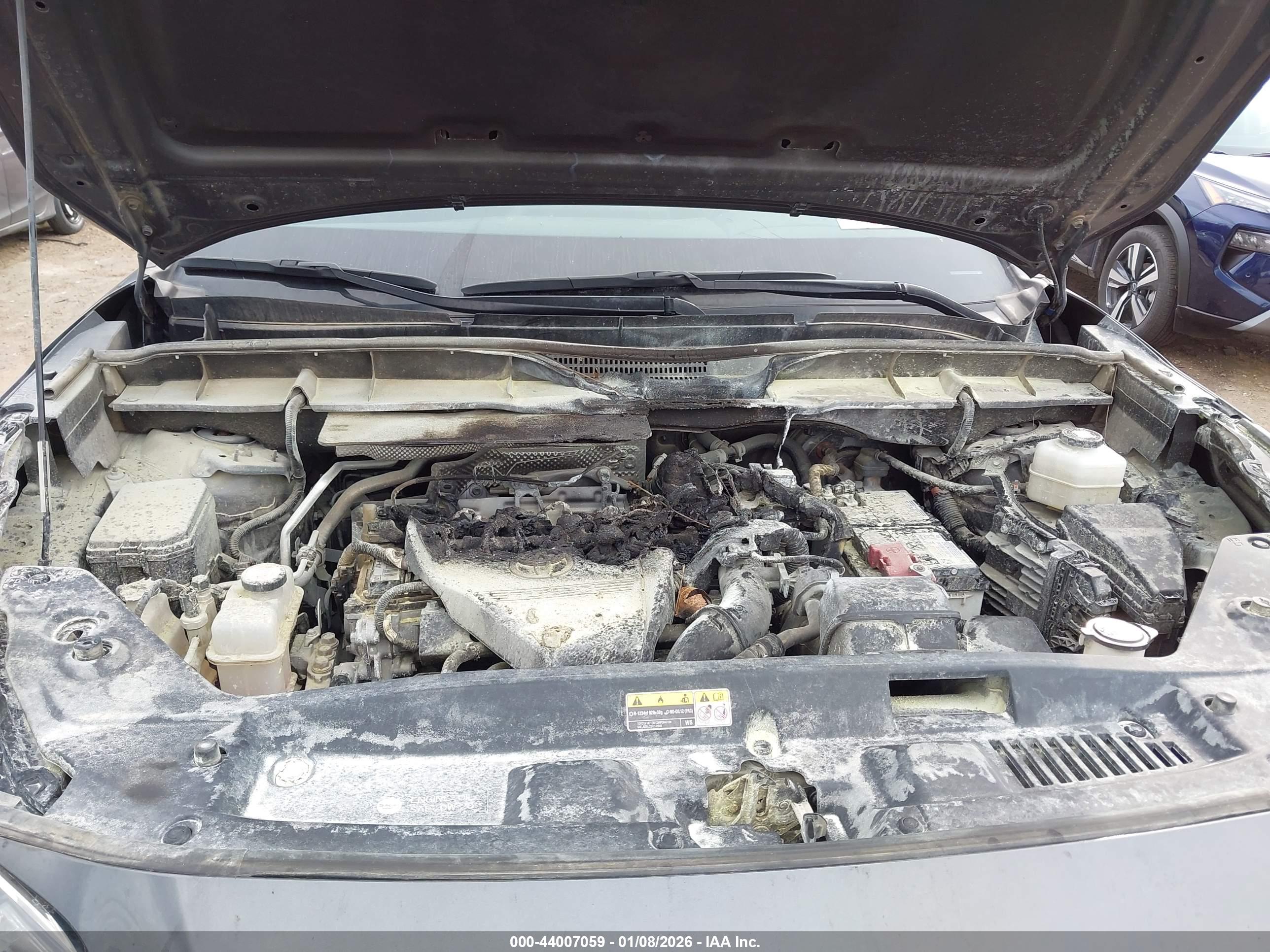 TOYOTA HIGHLANDER image 6