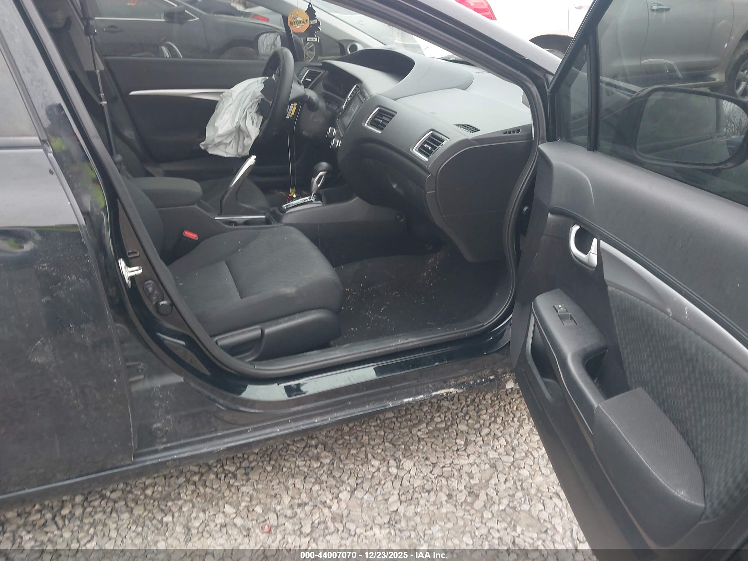 HONDA CIVIC image 5