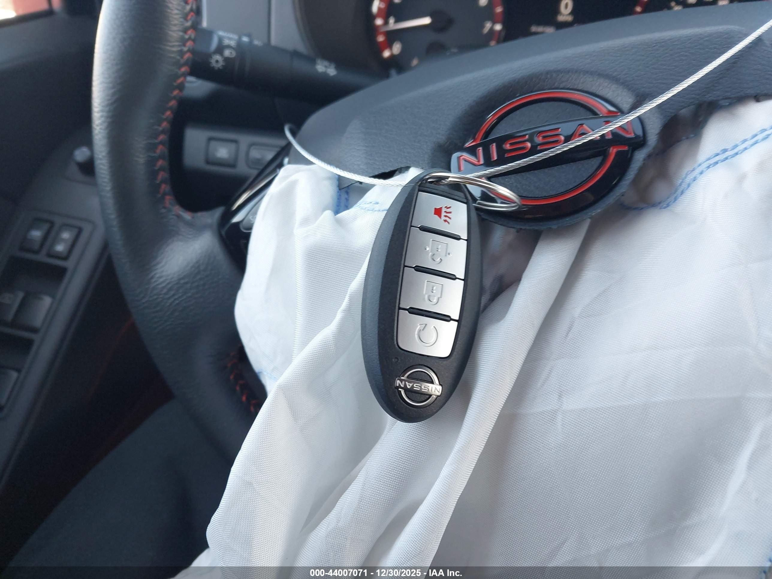 NISSAN FRONTIER image 11