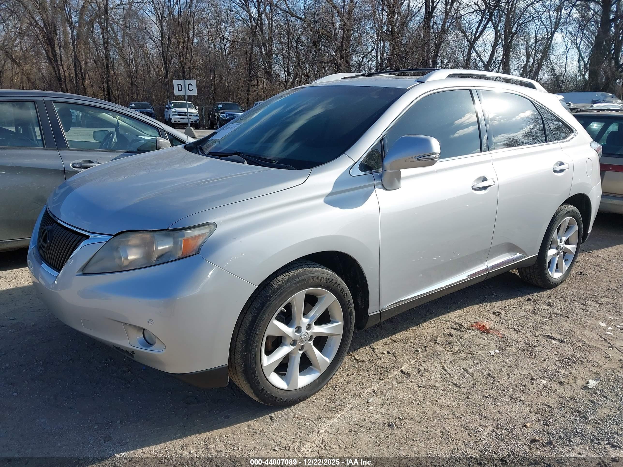 LEXUS RX image 2