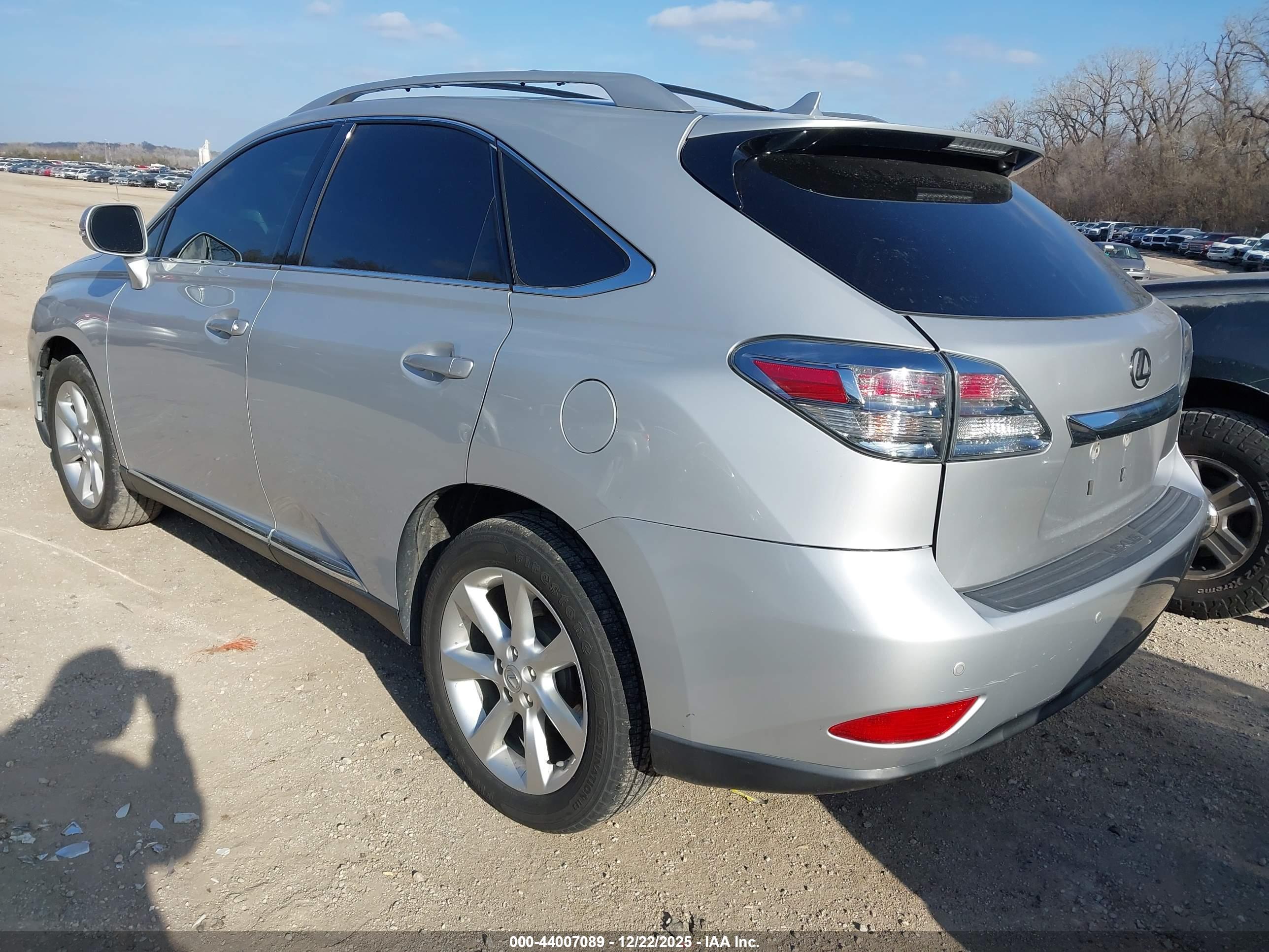 LEXUS RX image 3