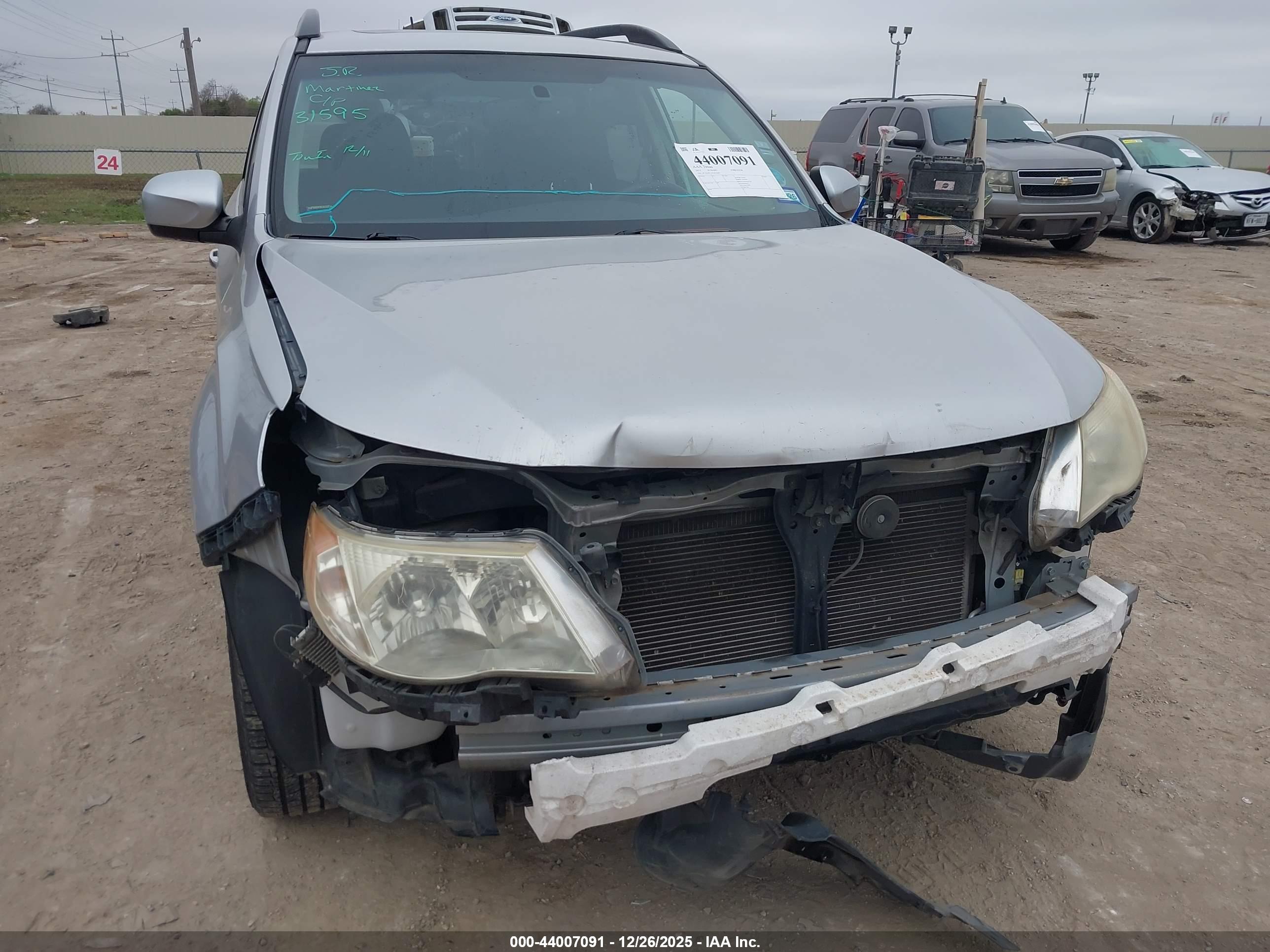 SUBARU FORESTER image 6