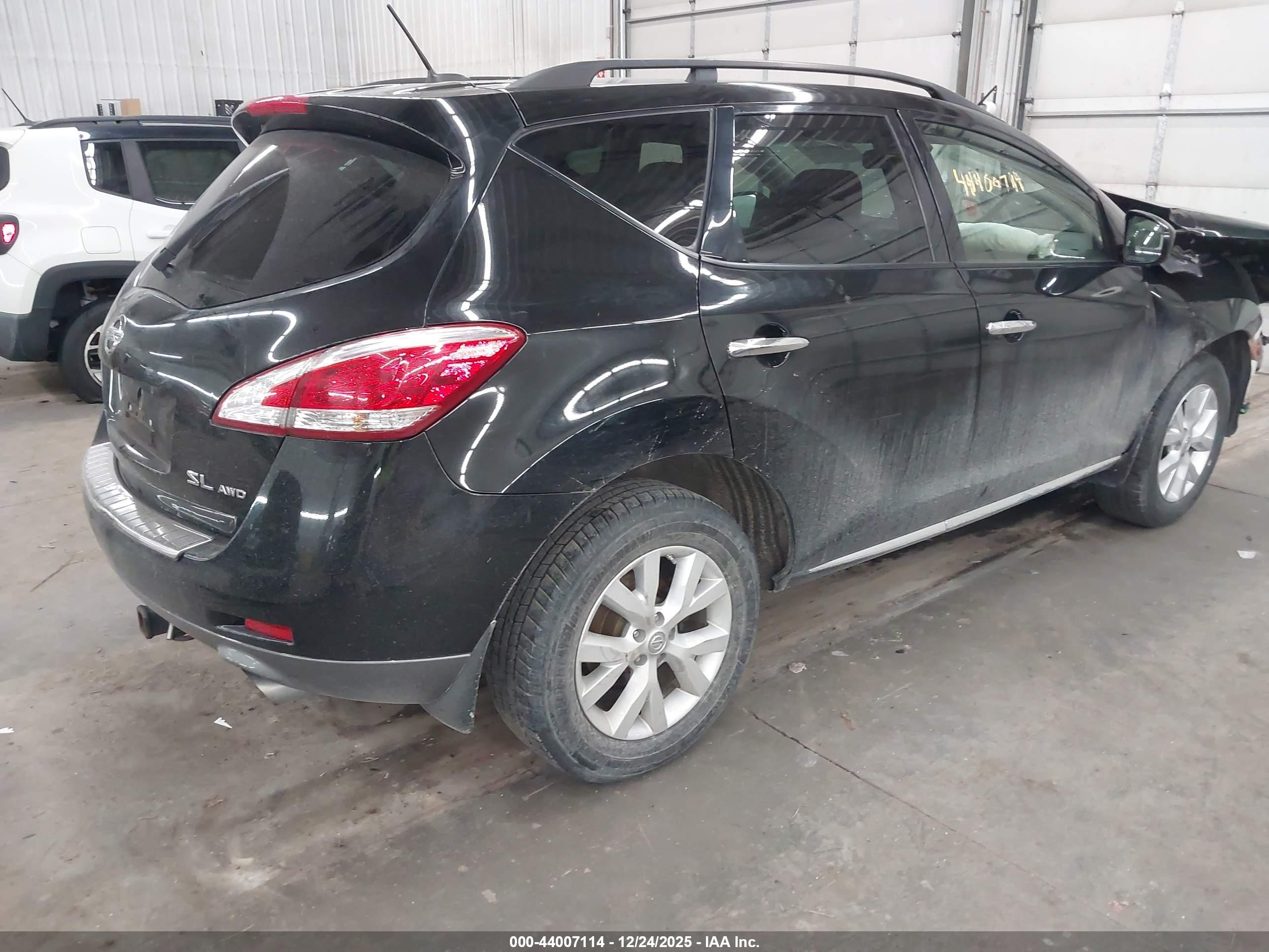 NISSAN MURANO image 4