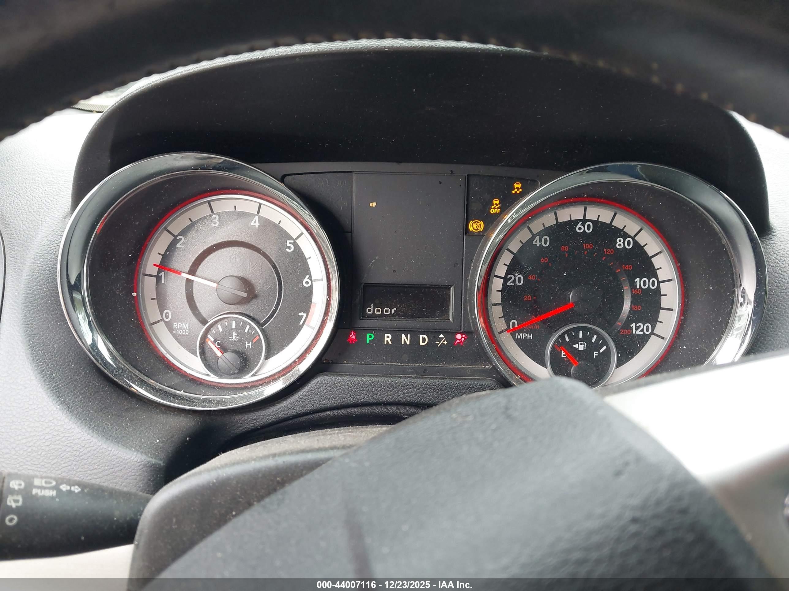 DODGE GRAND image 7