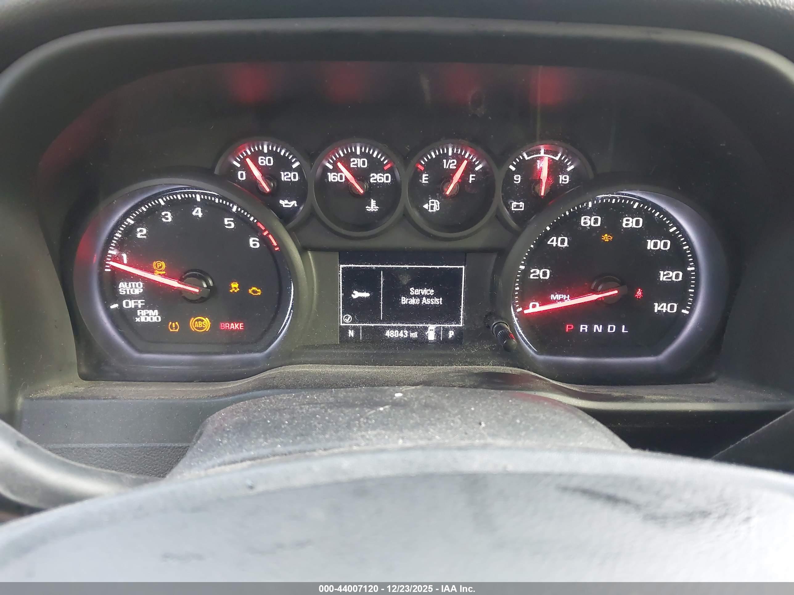 CHEVROLET SILVERADO image 7