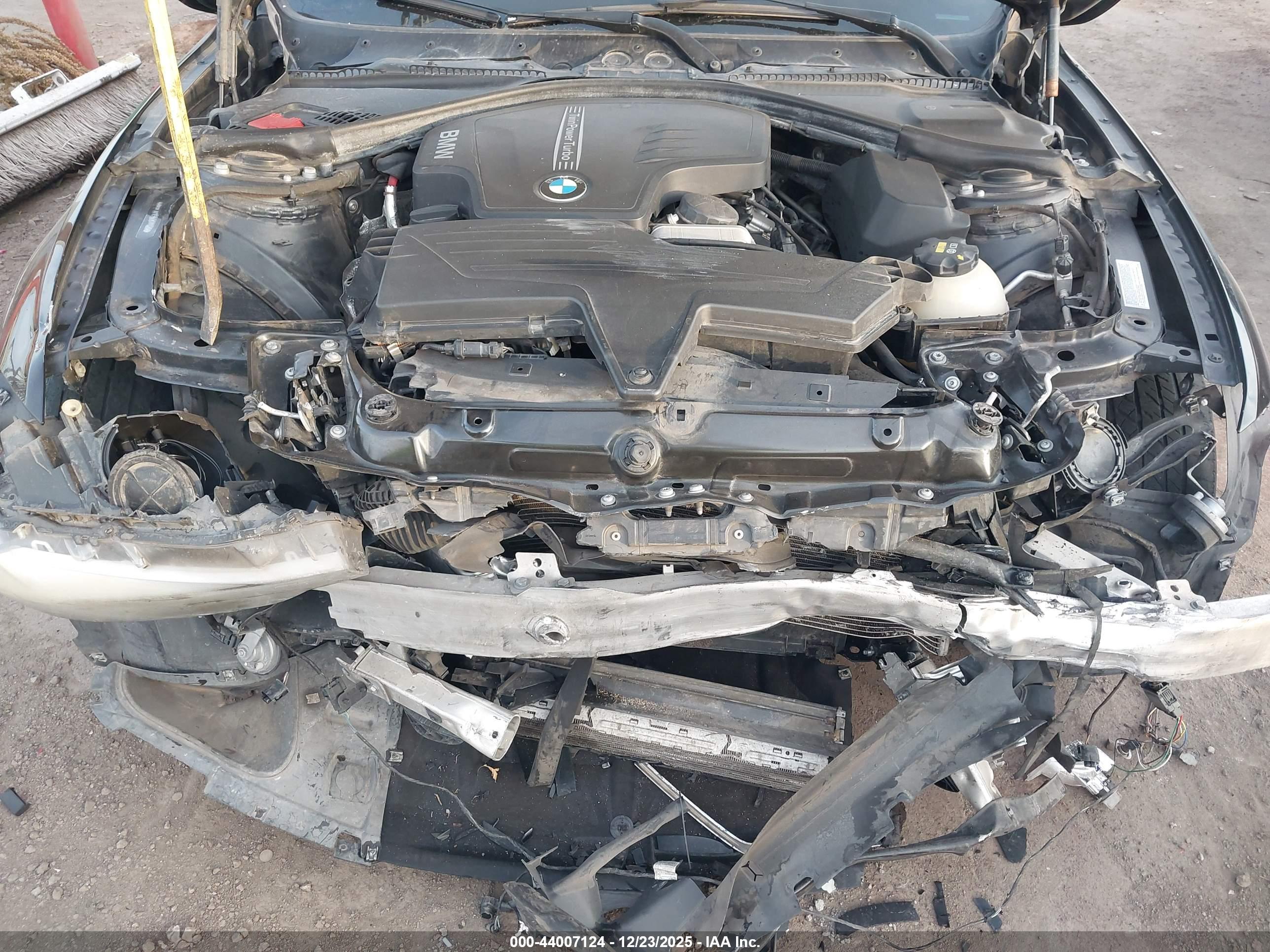 BMW 328I image 10