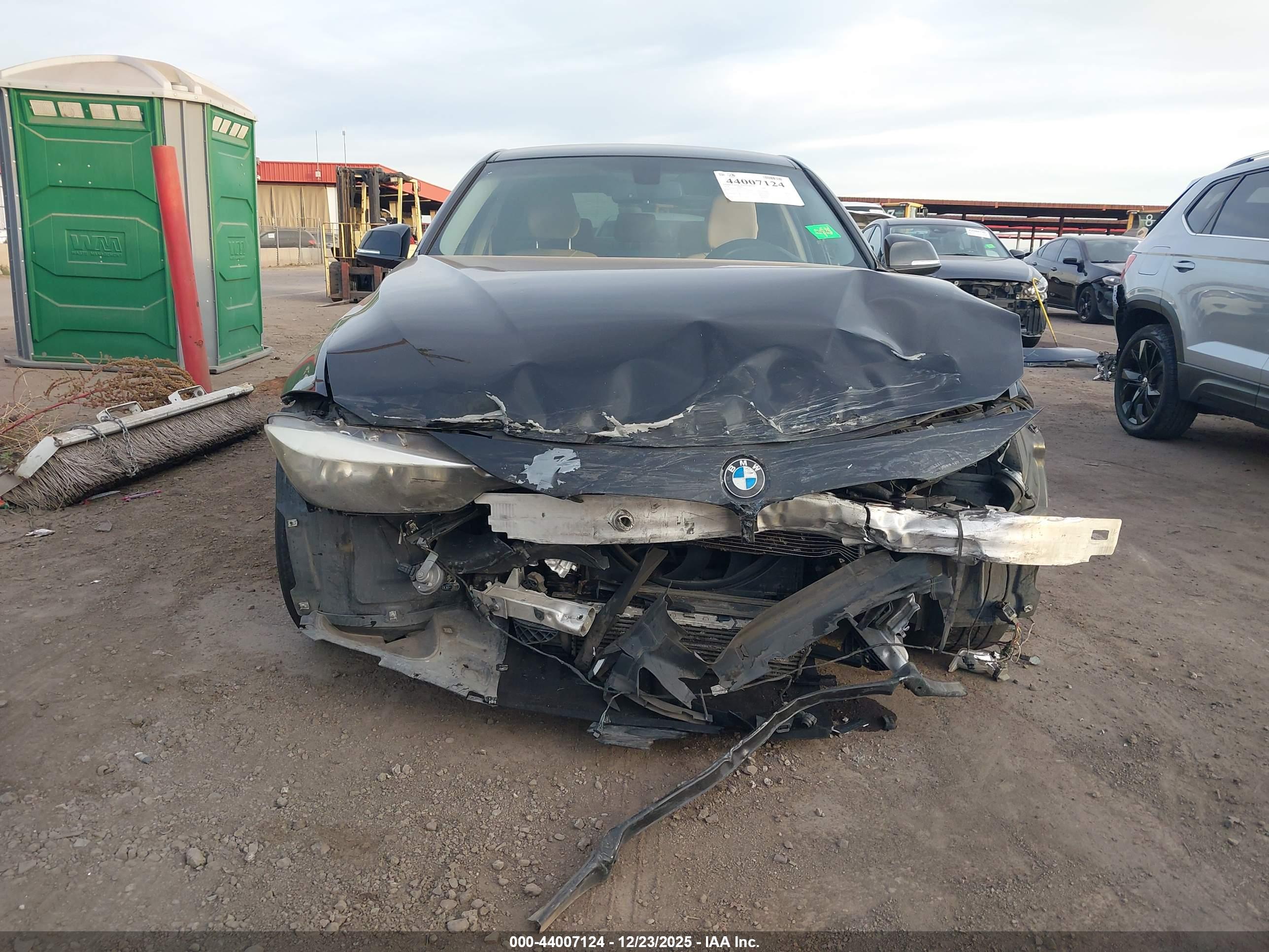 BMW 328I image 6
