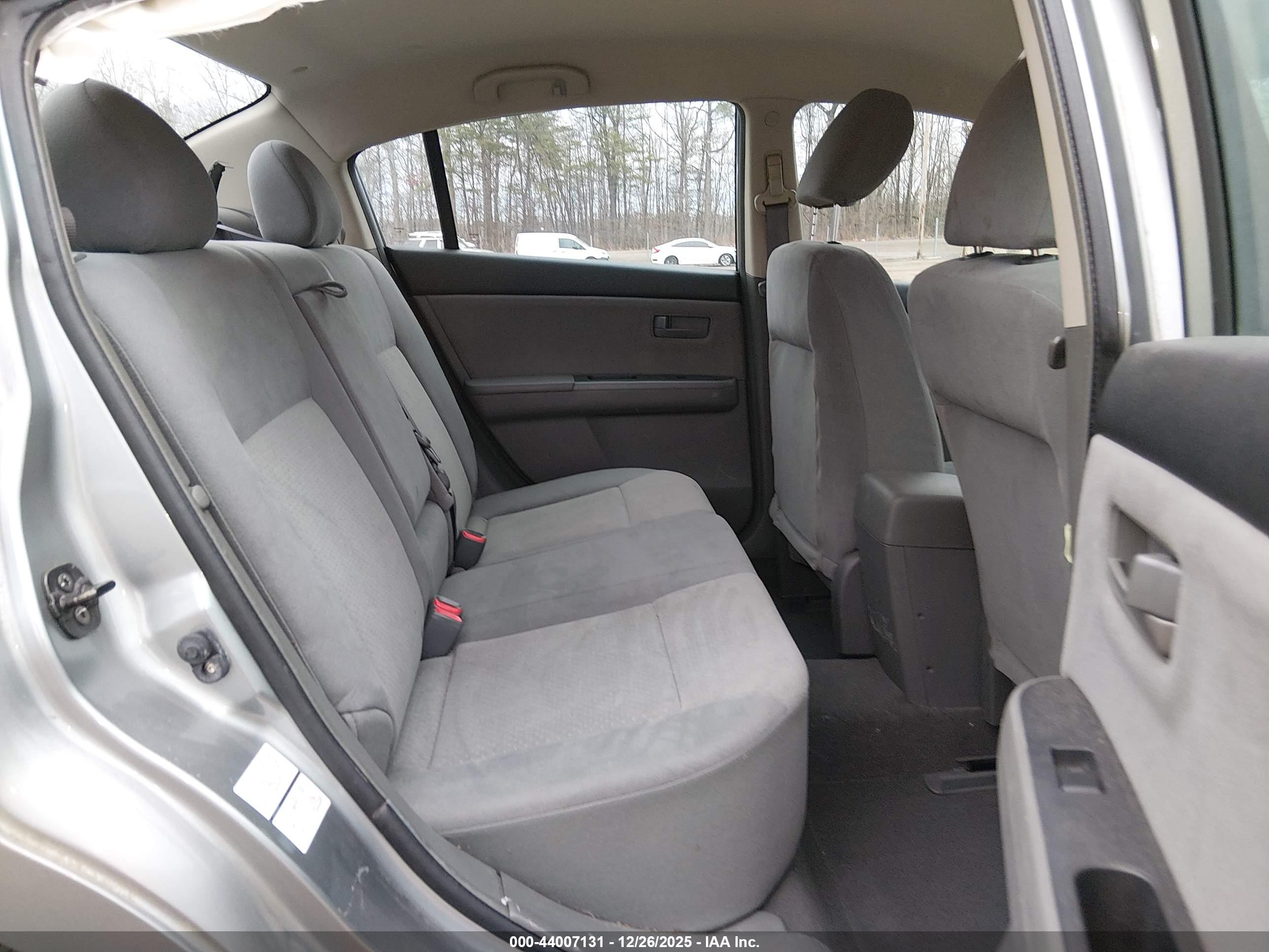 NISSAN SENTRA image 8