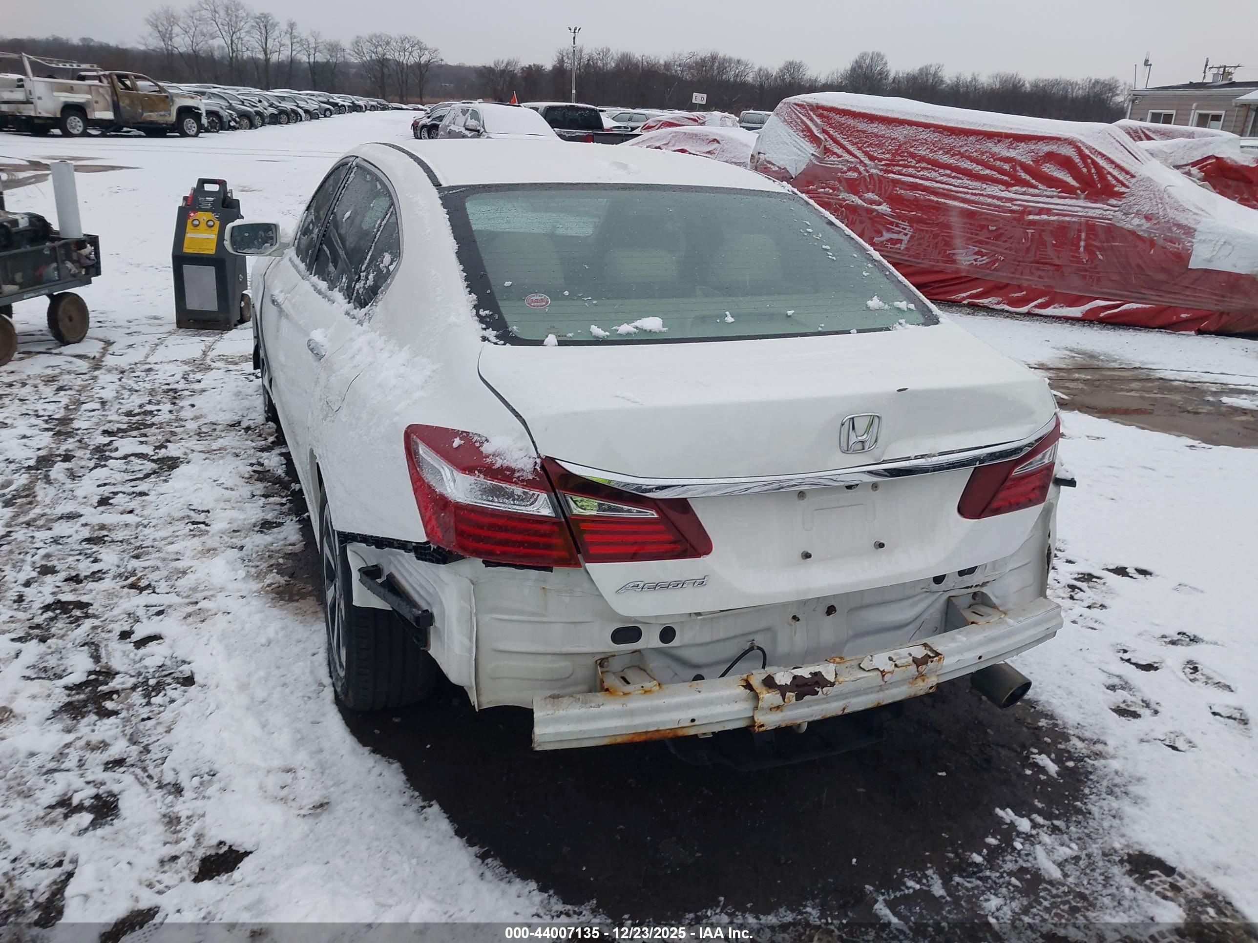 HONDA ACCORD image 6