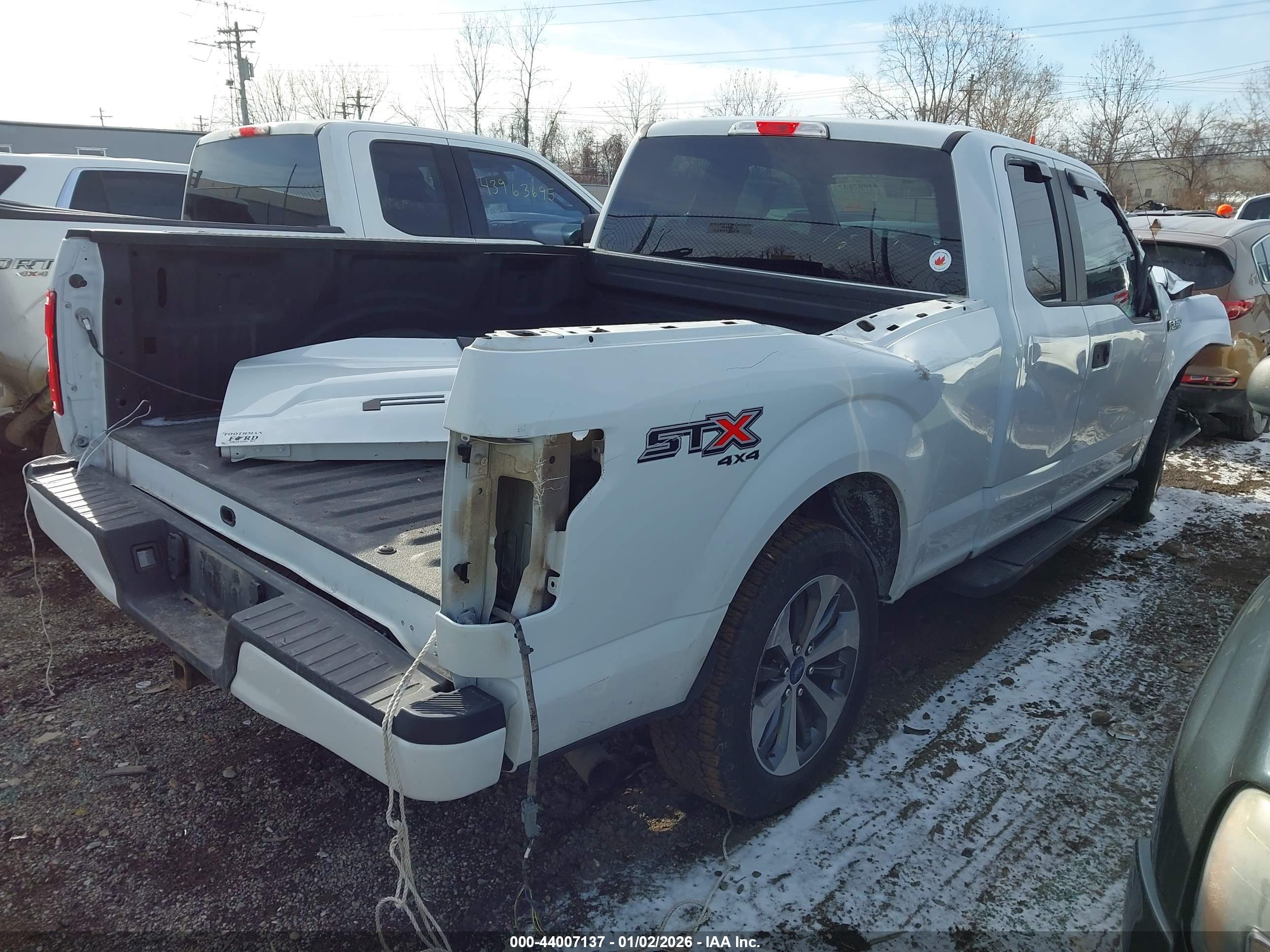 FORD F-150 image 4