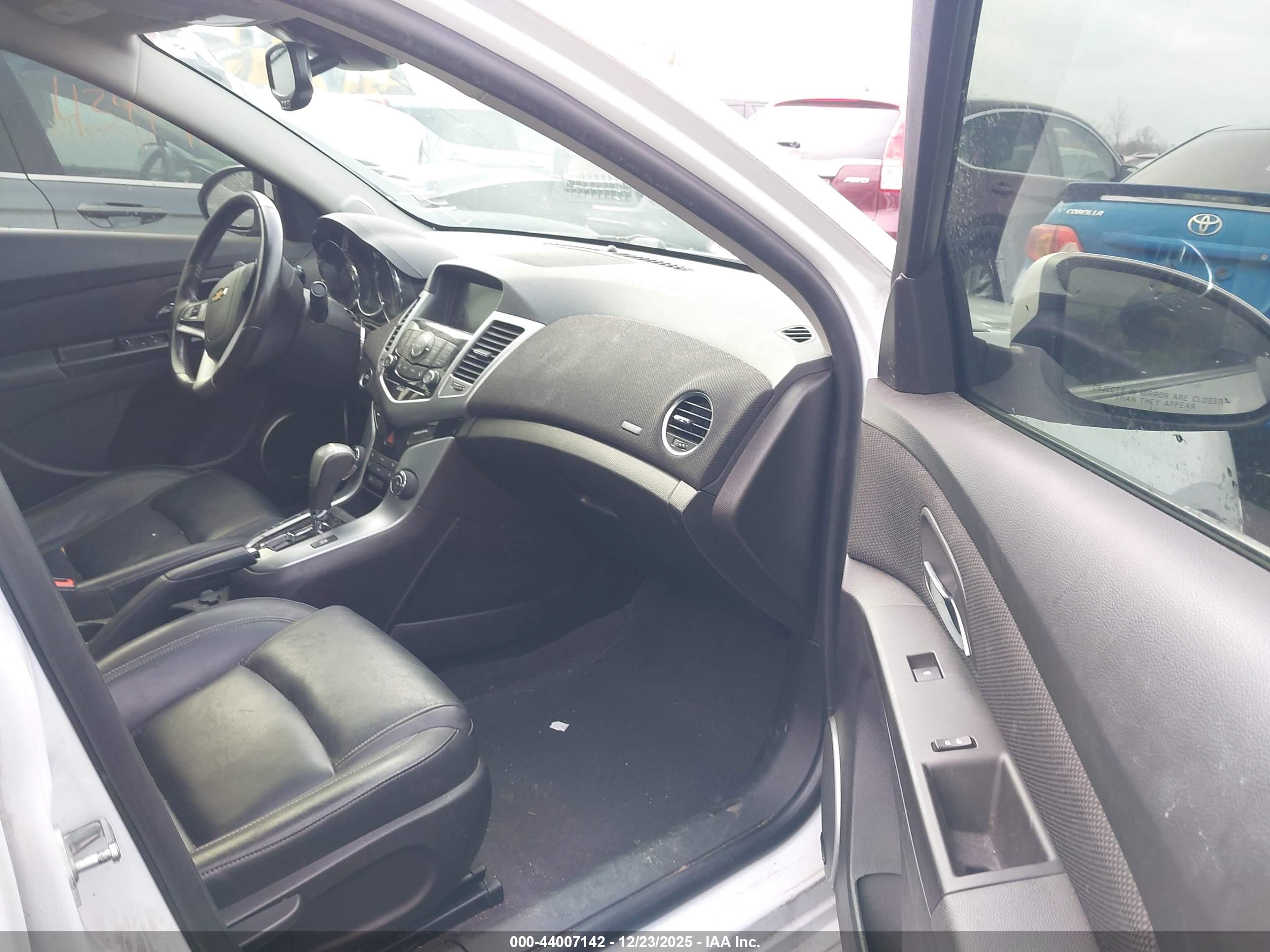 CHEVROLET CRUZE image 5