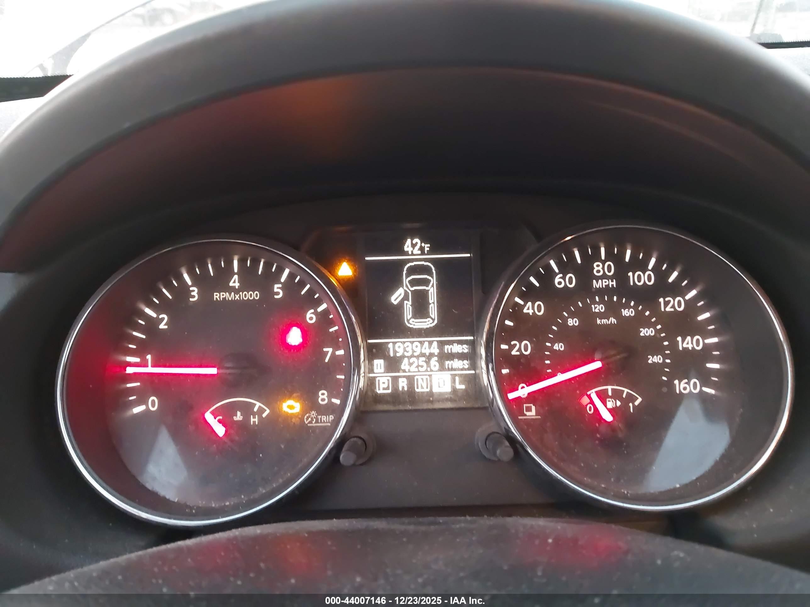 NISSAN ROGUE image 7