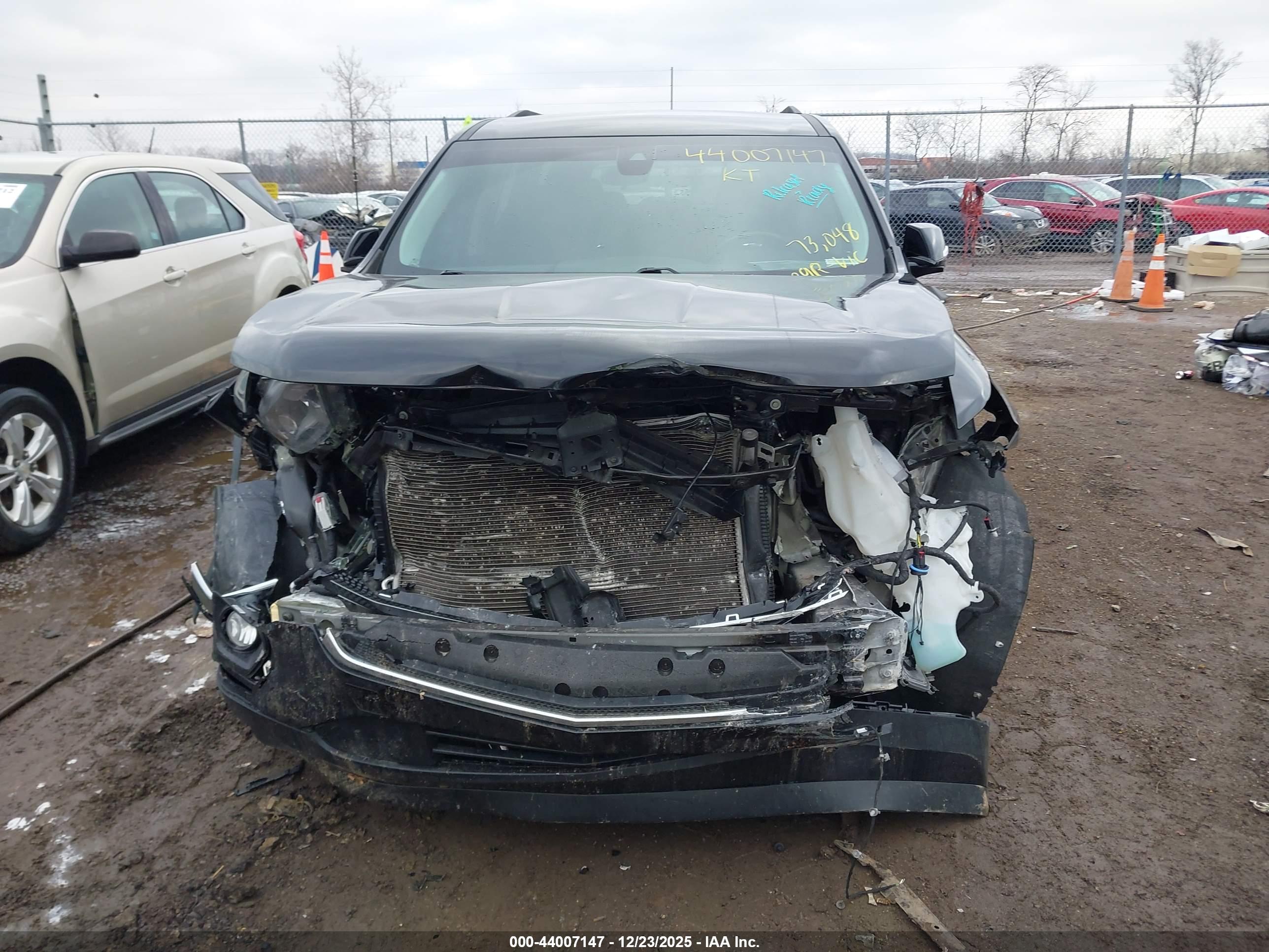 CHEVROLET TRAVERSE image 6