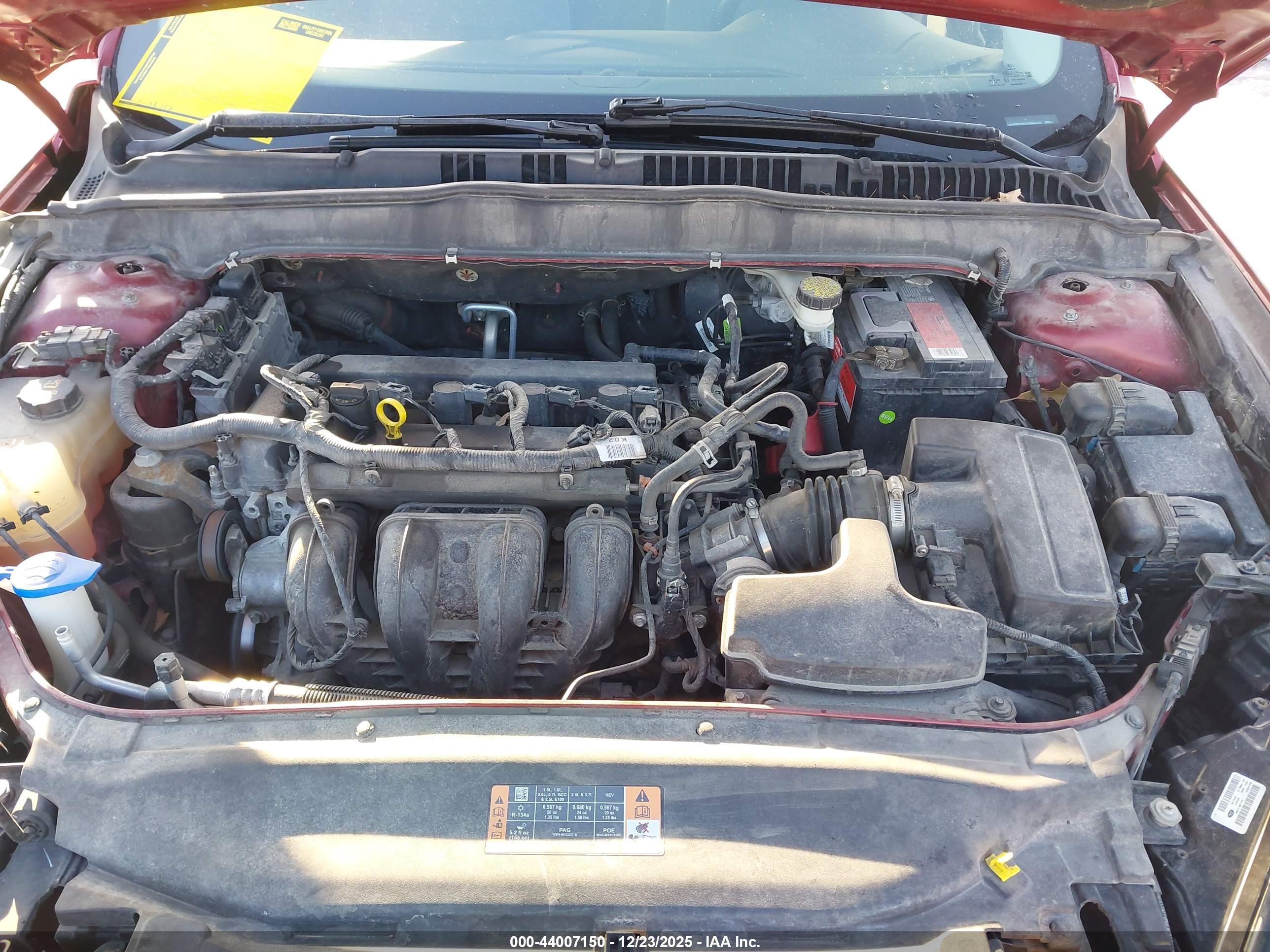 FORD FUSION image 10