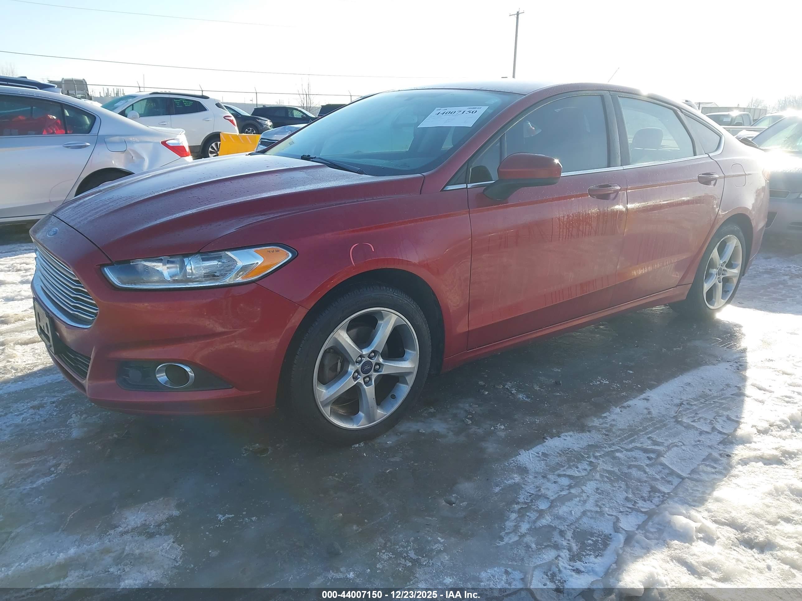 FORD FUSION image 2