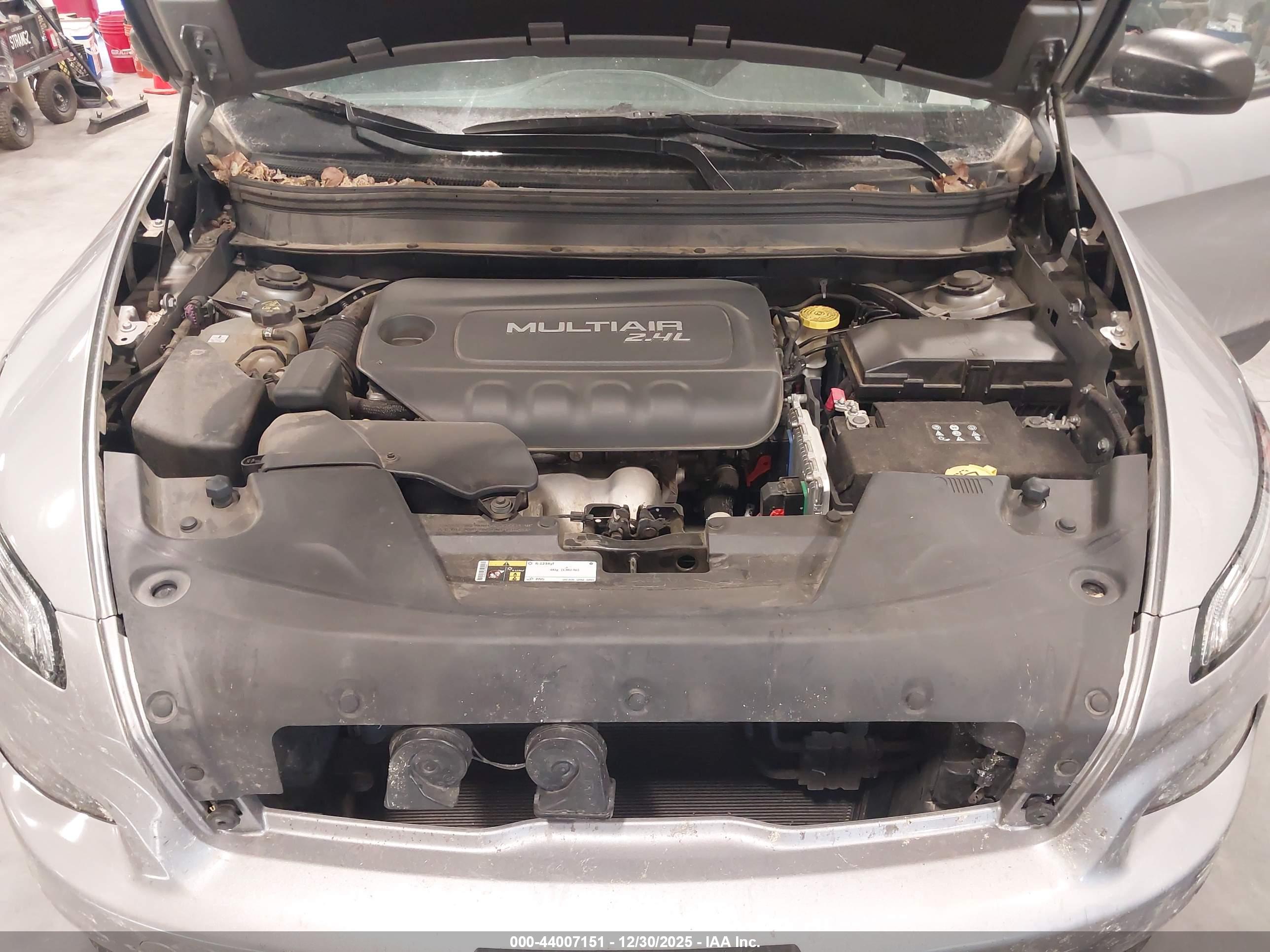 JEEP CHEROKEE image 10