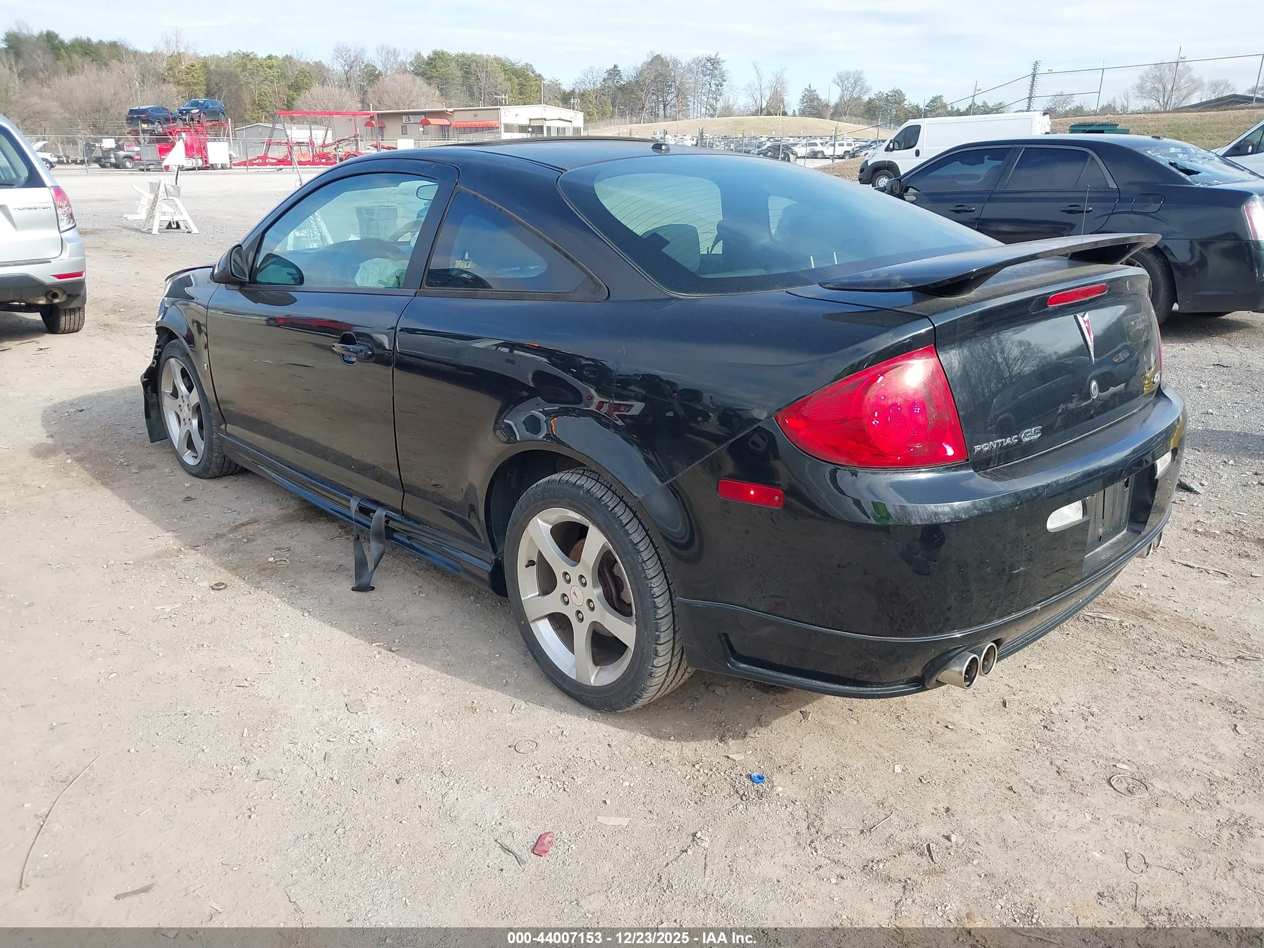 PONTIAC G5 image 3
