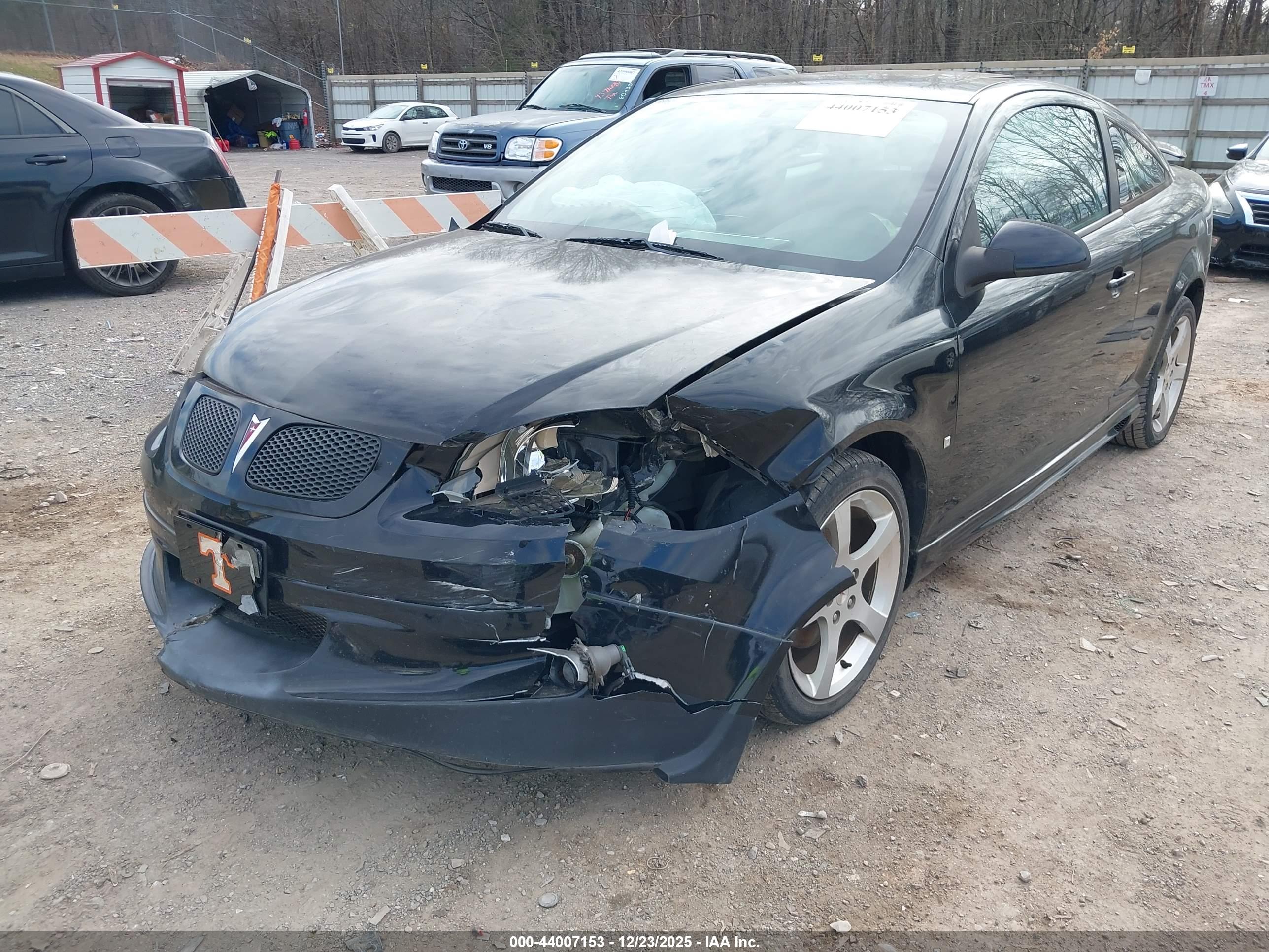 PONTIAC G5 image 6