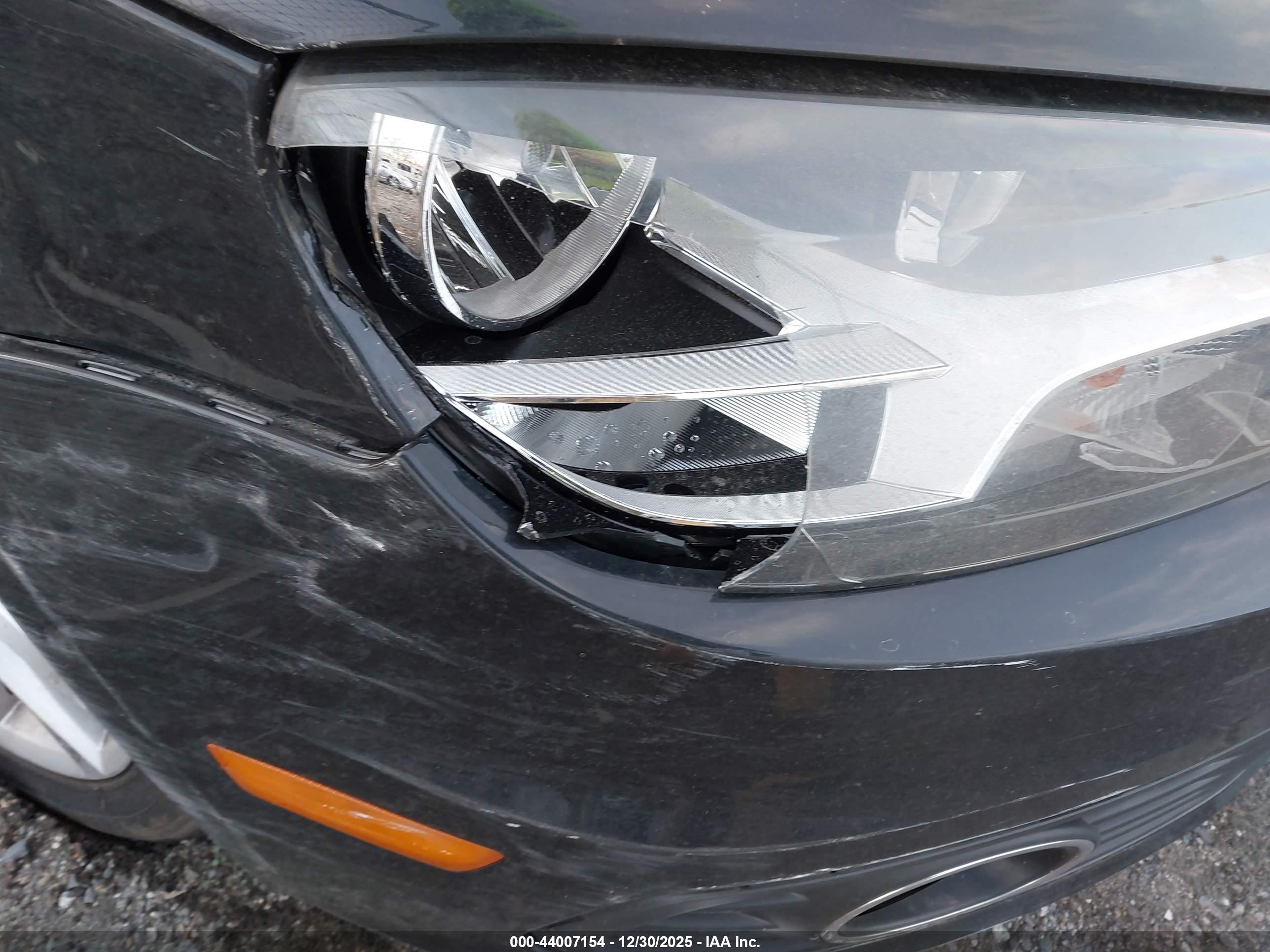 VOLKSWAGEN EOS image 6